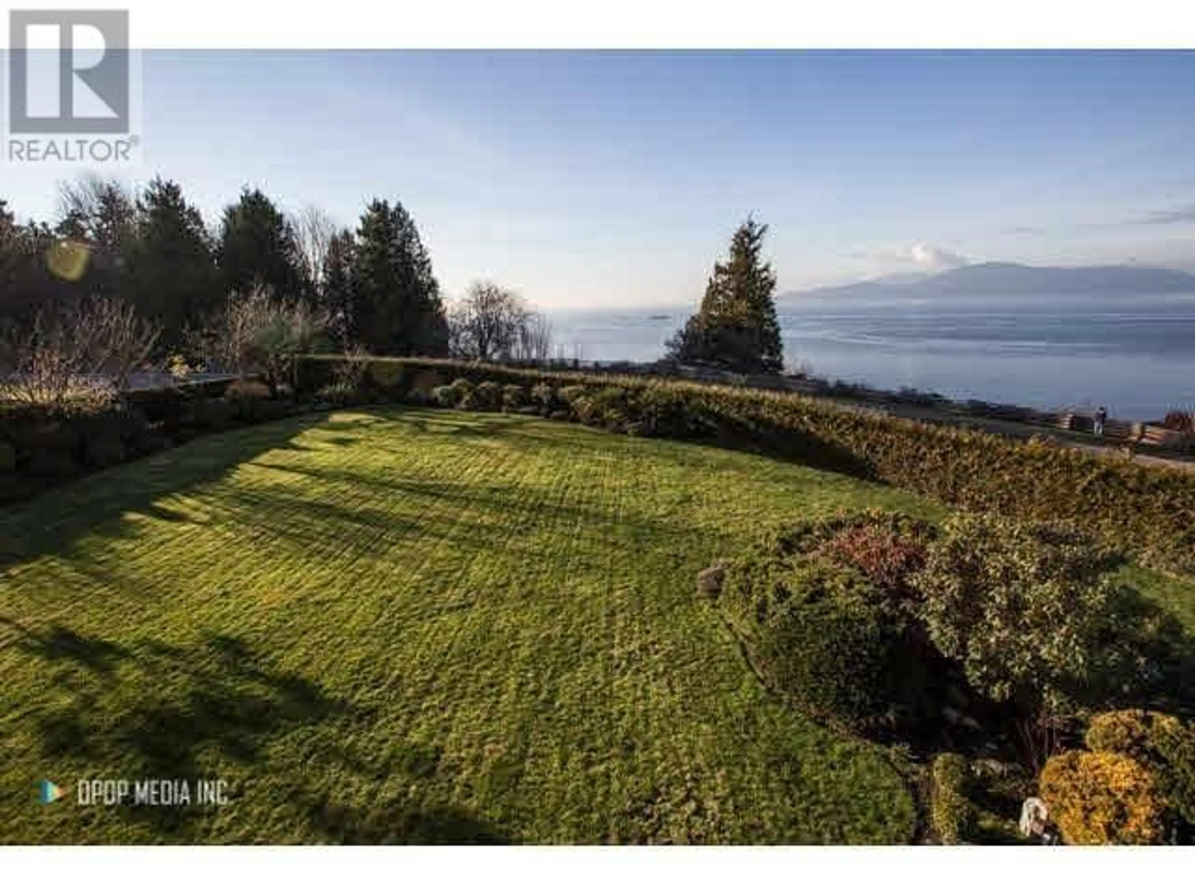 A pic from outside/outdoor area/front of a property/back of a property/a pic from drone, water/lake/river/ocean view for 1416 WESBROOK CRESCENT, Vancouver British Columbia V6T1V7