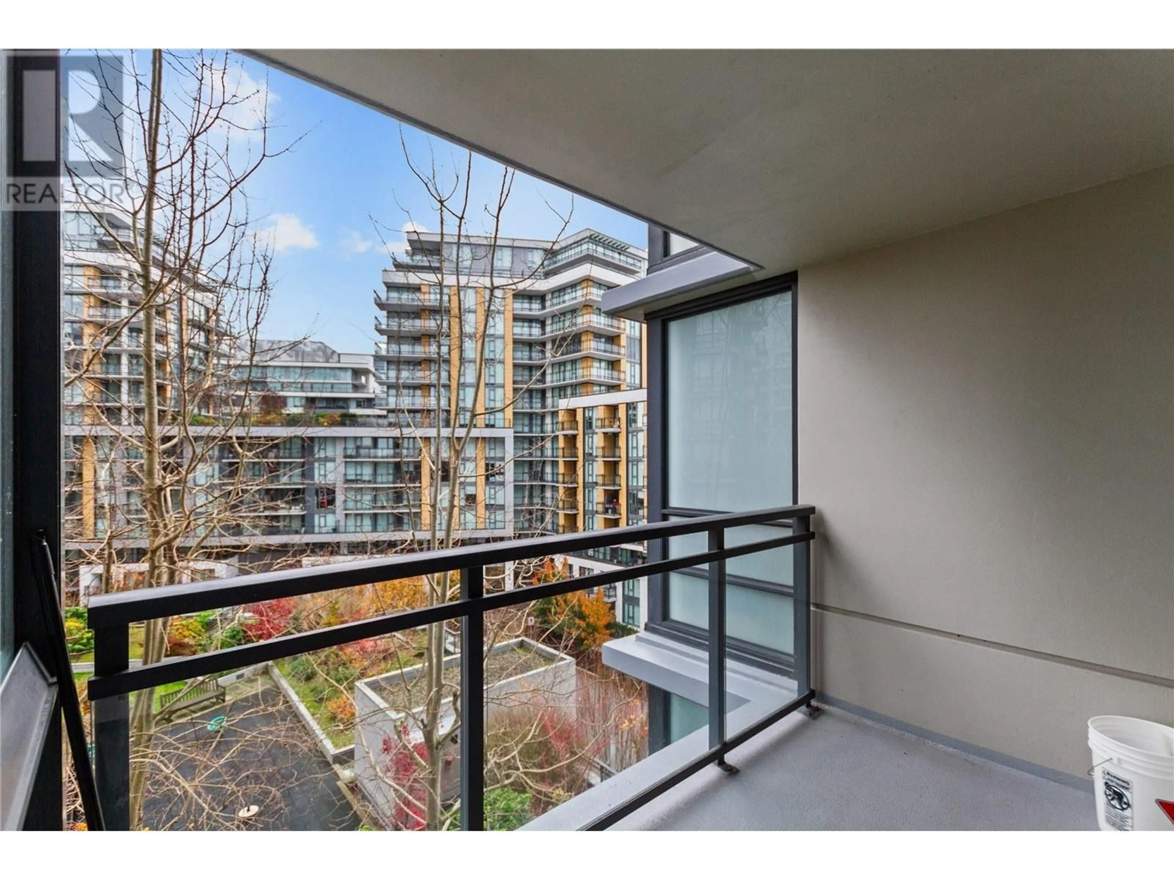 Balcony in the apartment, city buildings view from balcony for 802 3333 CORVETTE WAY, Richmond British Columbia V6X0E3