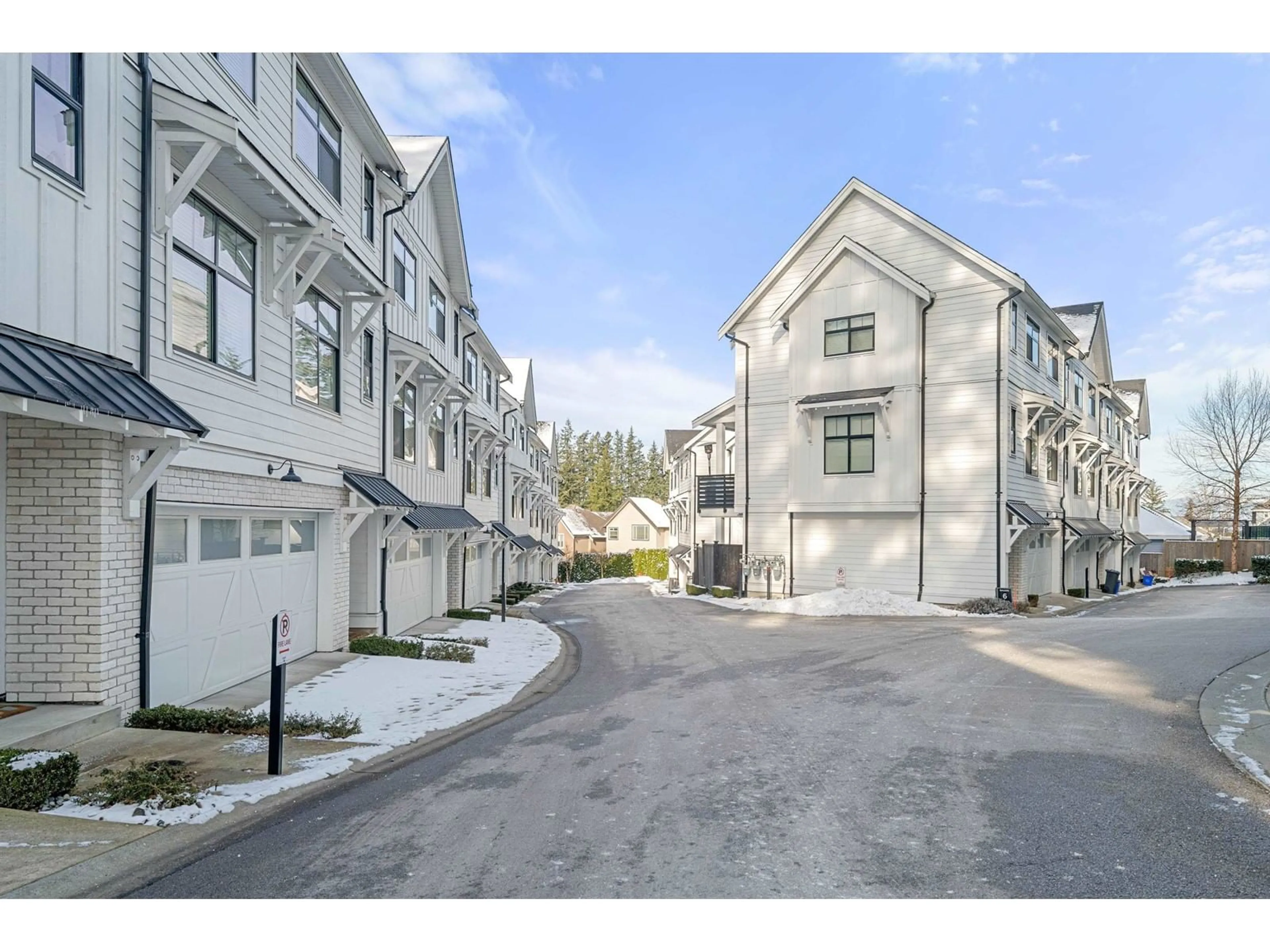 Unknown for 17 - 3339 148, Surrey British Columbia V4P0G6