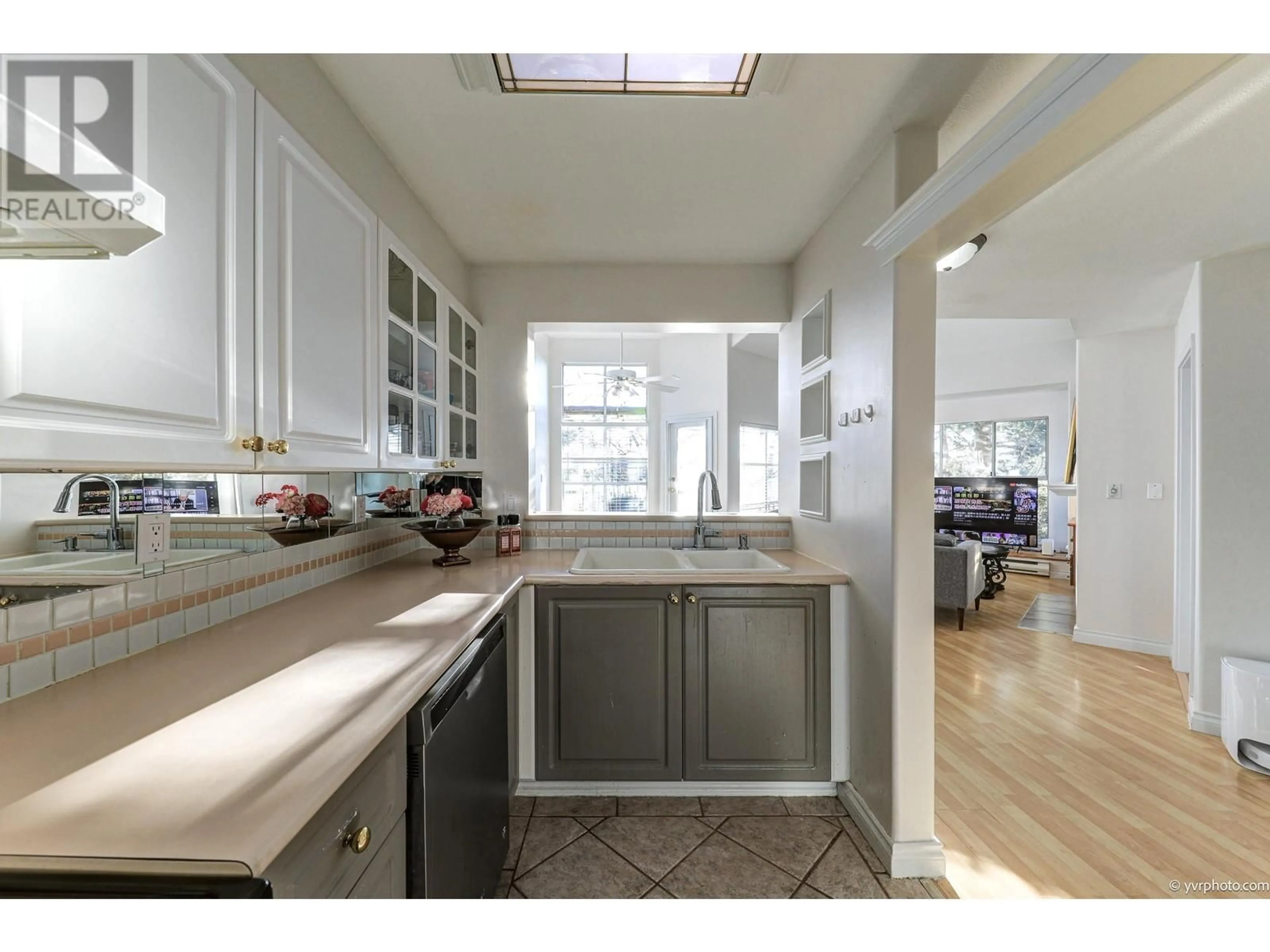 Open concept kitchen, unknown for 320 8880 JONES ROAD, Richmond British Columbia V6Y3Z1