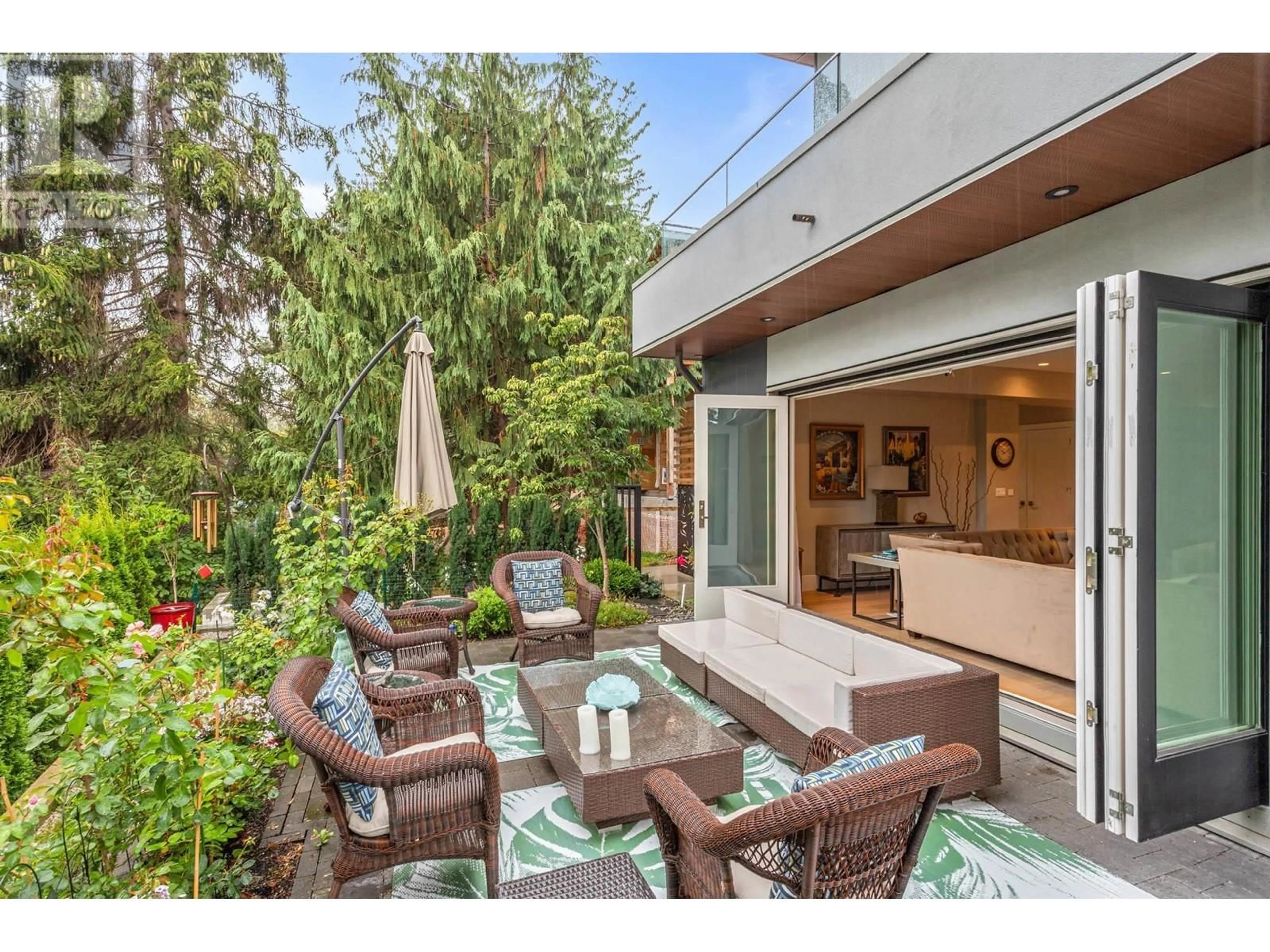 Patio, street for 2549 E KENT AVENUE NORTH, Vancouver British Columbia V5S2H7