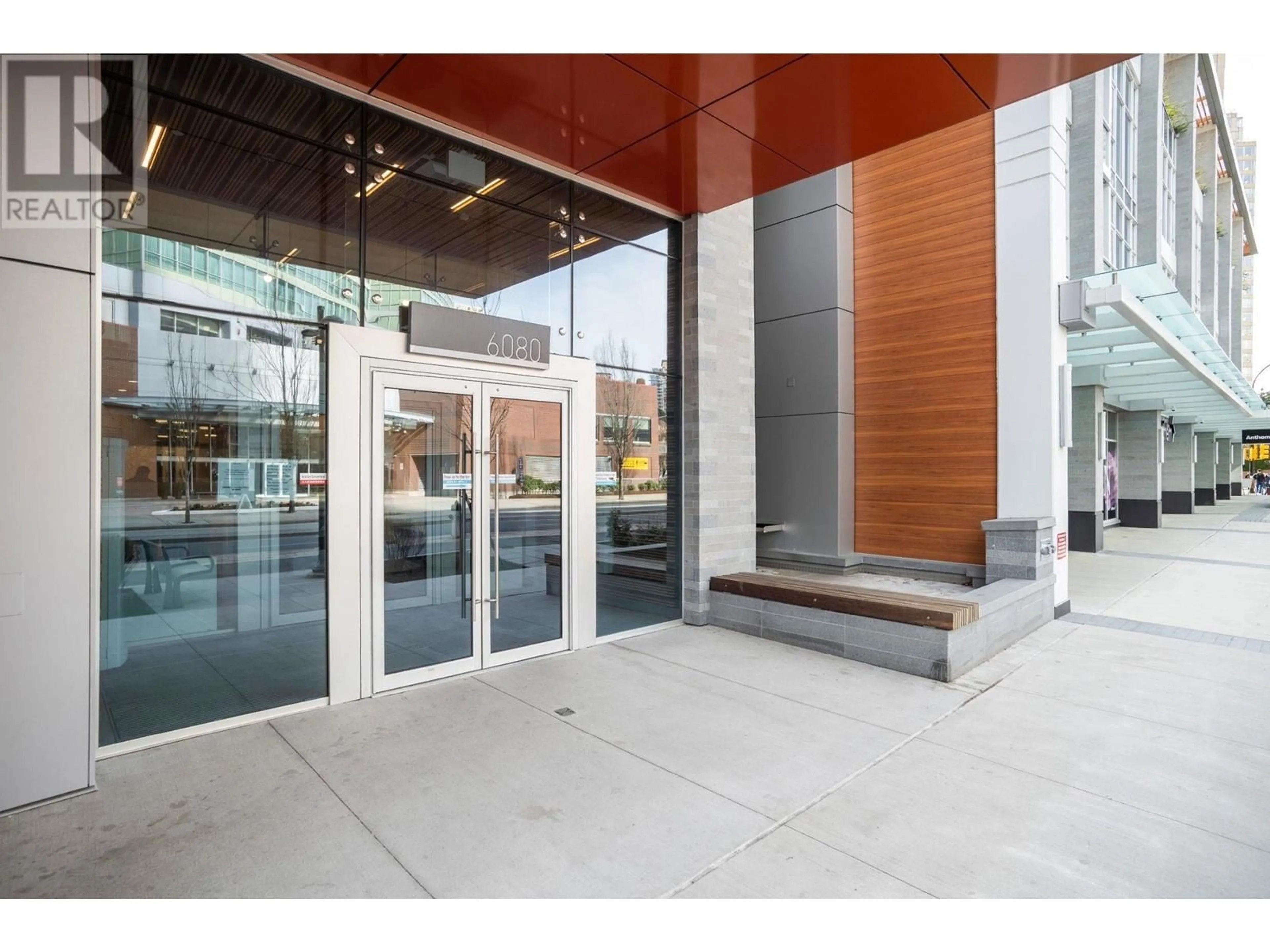 Indoor foyer for 308 - 6080 MCKAY AVENUE, Burnaby British Columbia V5H0J4