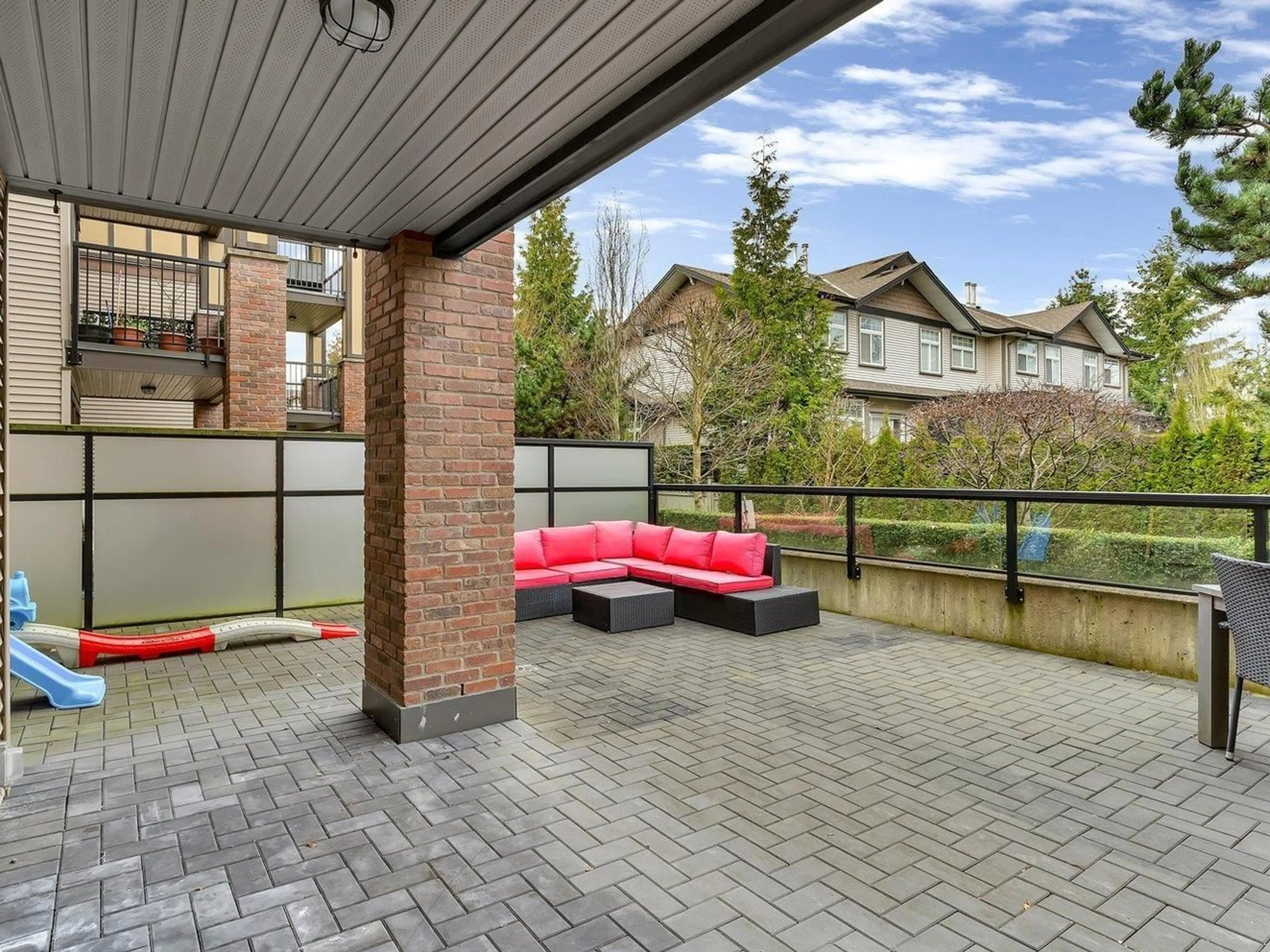 Patio, street for 206 8733 160 STREET, Surrey British Columbia V4N6P9