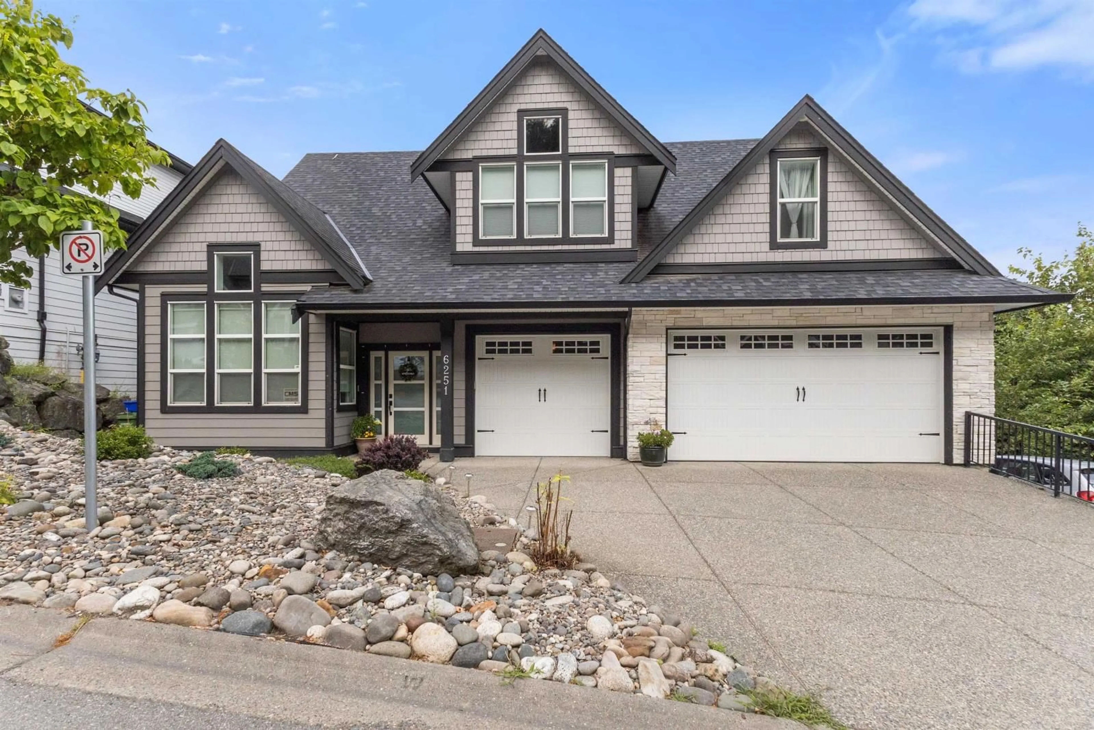 Home with vinyl exterior material, street for 6251 REXFORD DRIVE|Promontory, Chilliwack British Columbia V2R0L3