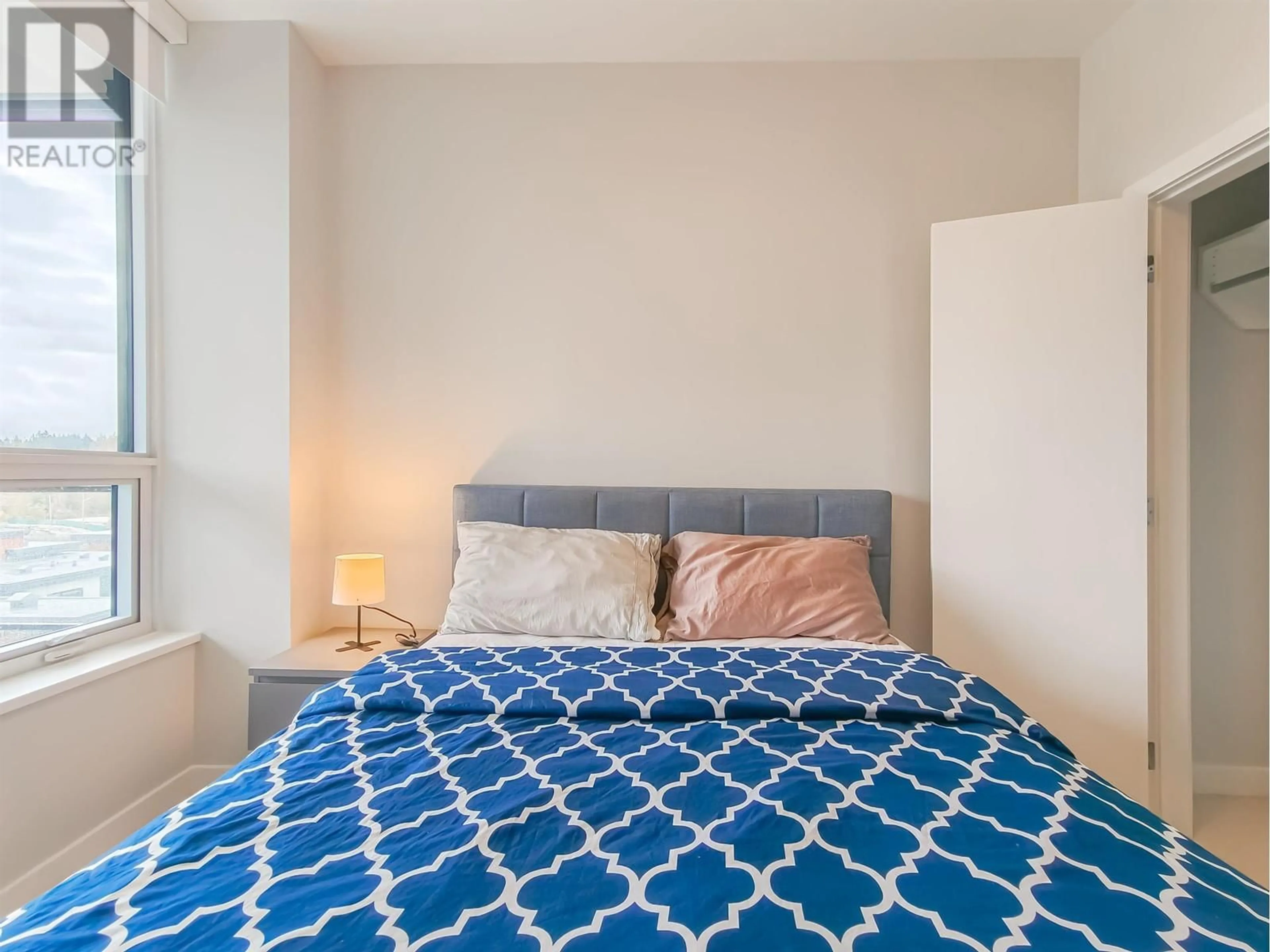 Bedroom with bed, carpet floor for 509 - 5380 CROOKED BRANCH ROAD, Vancouver British Columbia V6T0E5