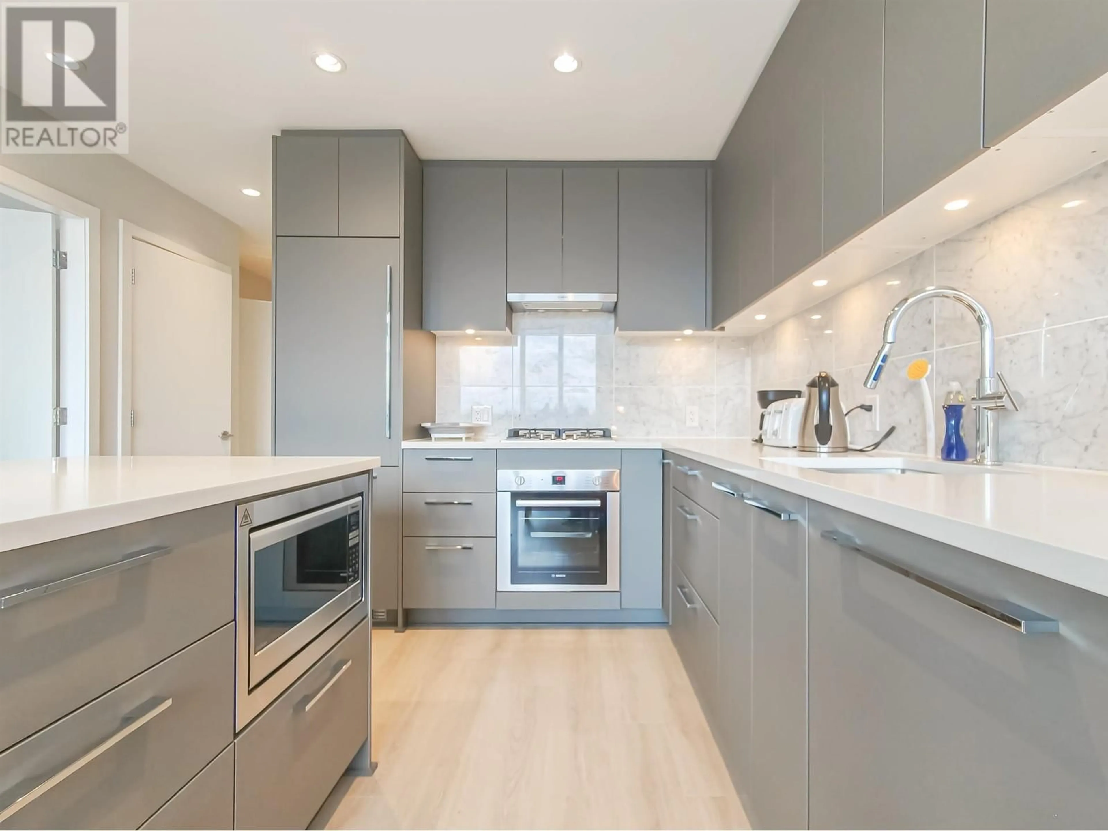 Contemporary kitchen, ceramic/tile floor for 509 5380 CROOKED BRANCH ROAD, Vancouver British Columbia V6T0E5