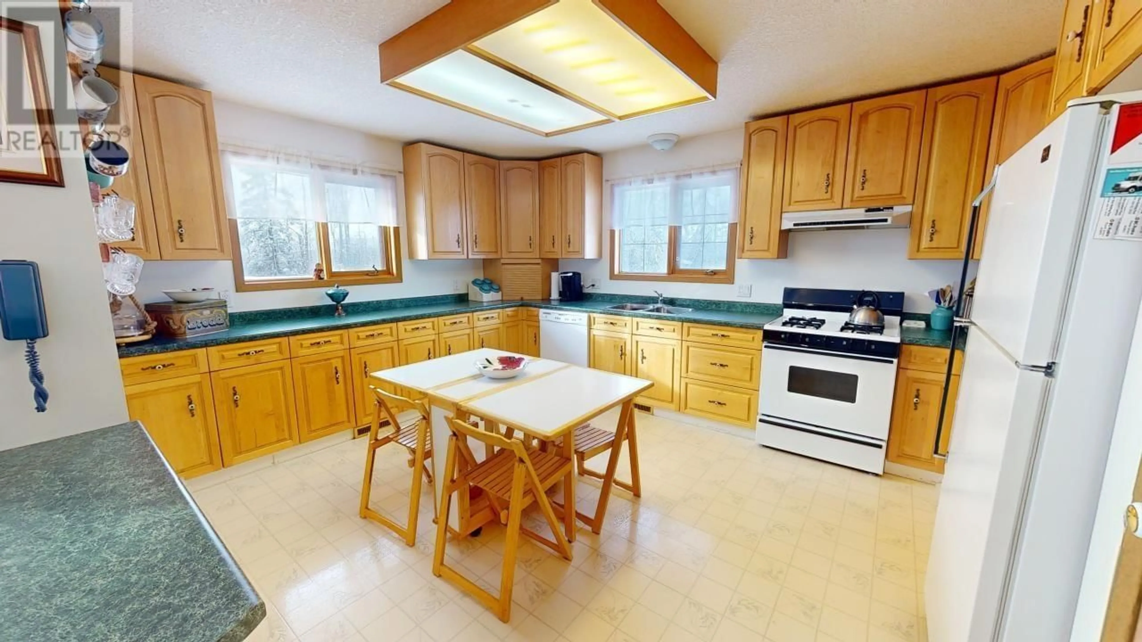 Standard kitchen, ceramic/tile floor for 14259 EVERGREEN ROAD, Fort St. John British Columbia V0C1H0