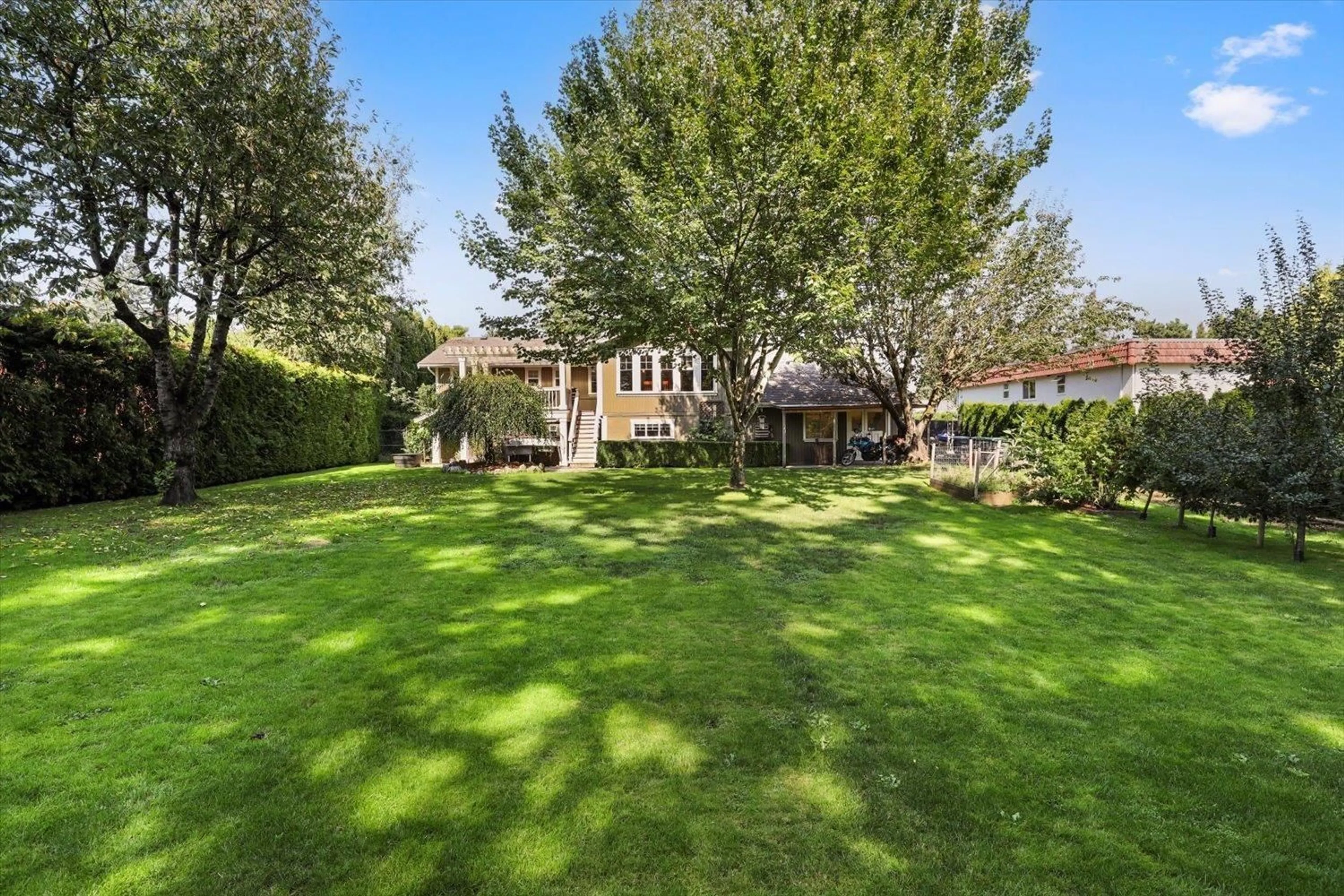 Patio, street for 14716 55A, Surrey British Columbia V3S1B2