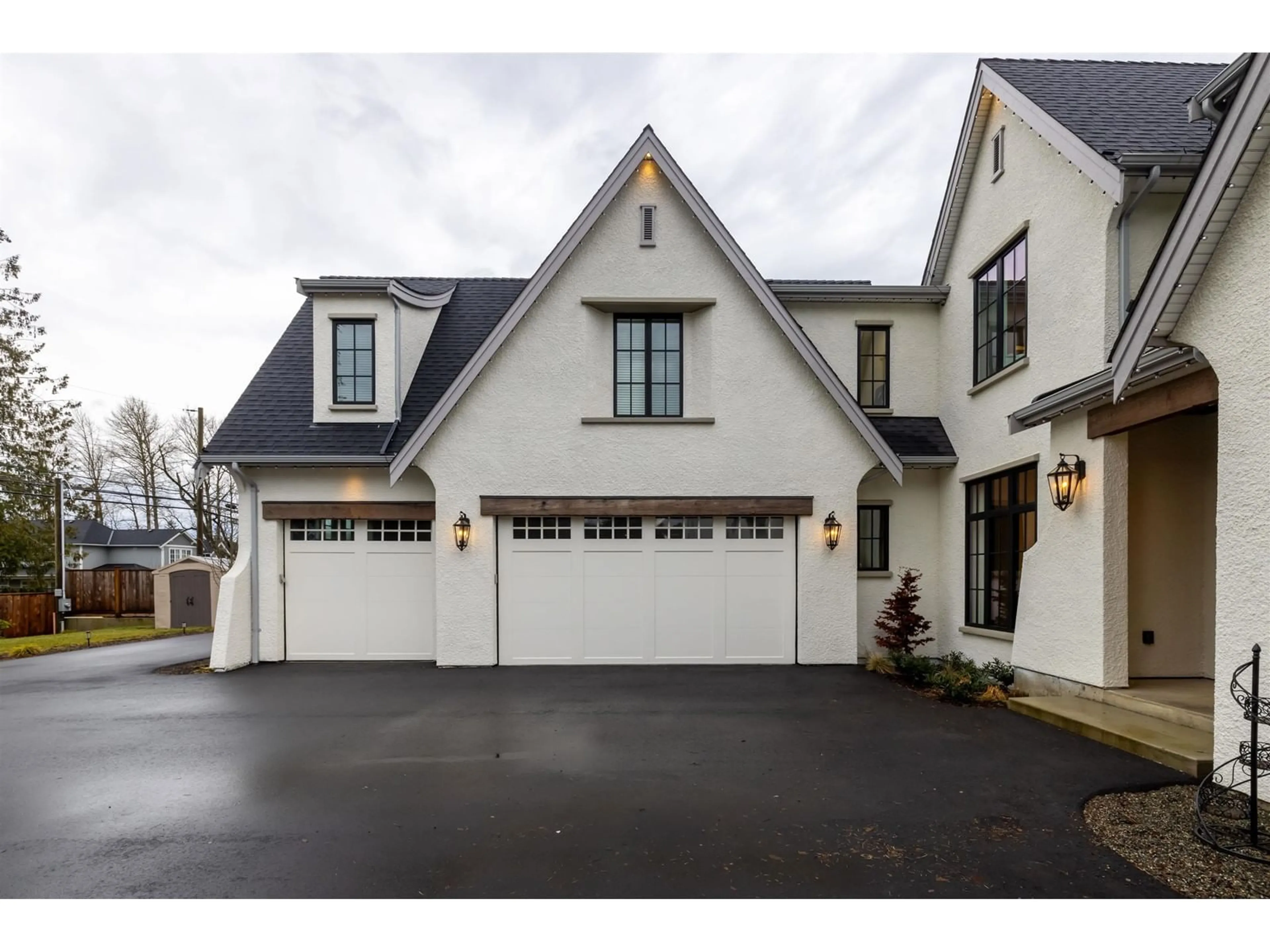 Indoor garage for 4210 248, Langley British Columbia V4W1E3