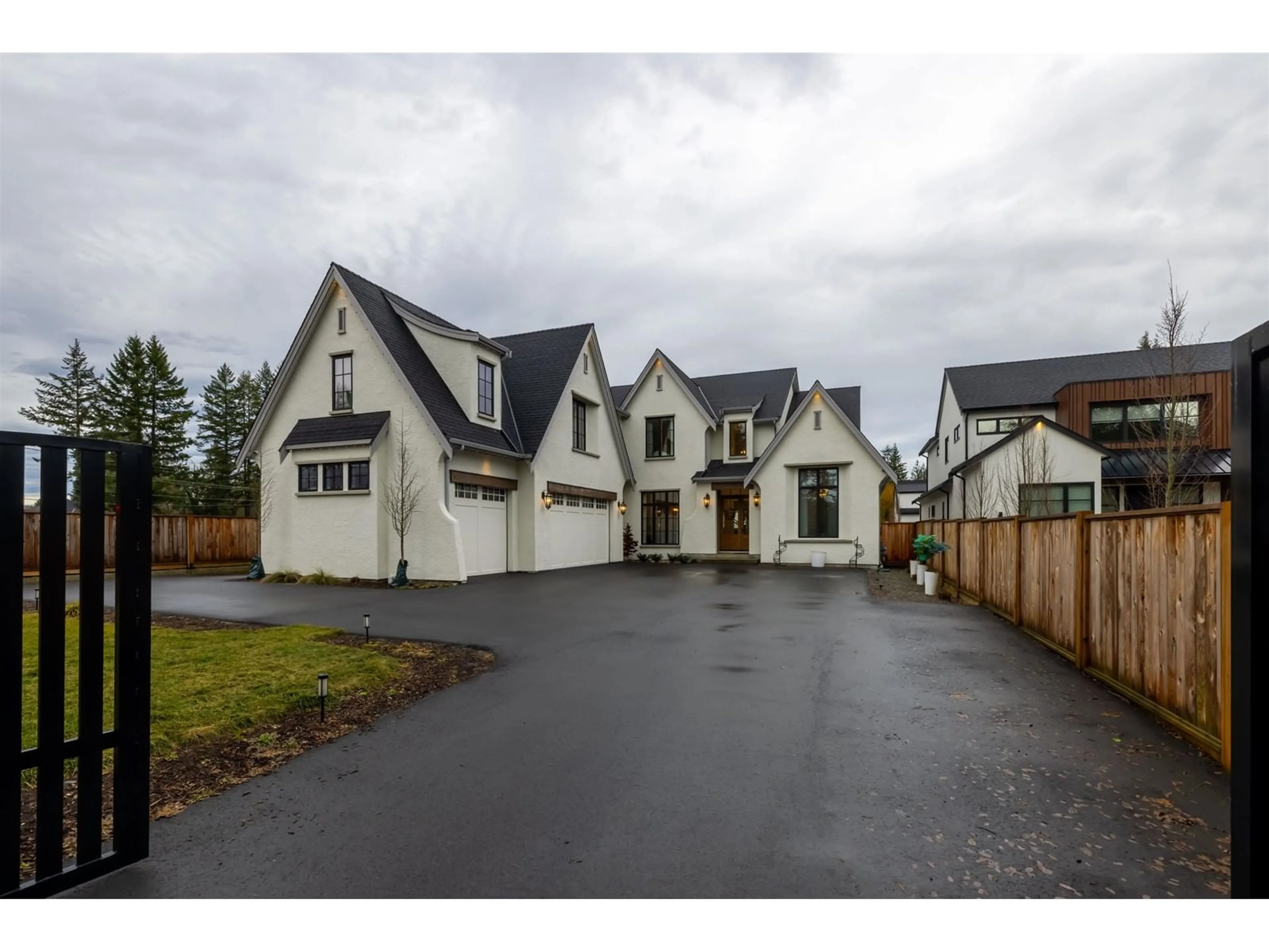 A pic from outside/outdoor area/front of a property/back of a property/a pic from drone, street for 4210 248 STREET, Langley British Columbia V4W1E3