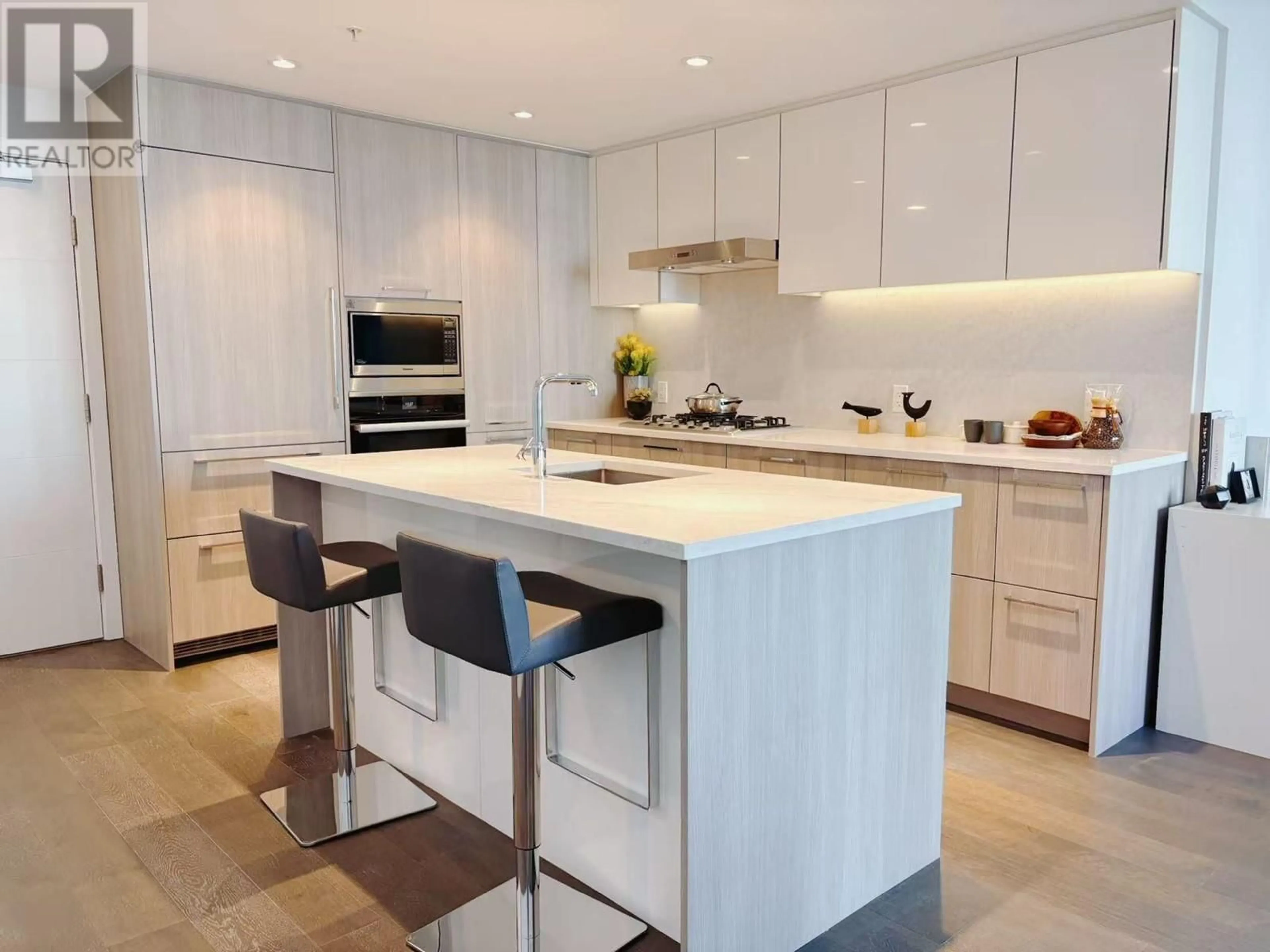 Contemporary kitchen, ceramic/tile floor for 805 - 3280 CORVETTE WAY, Richmond British Columbia V6X0T9