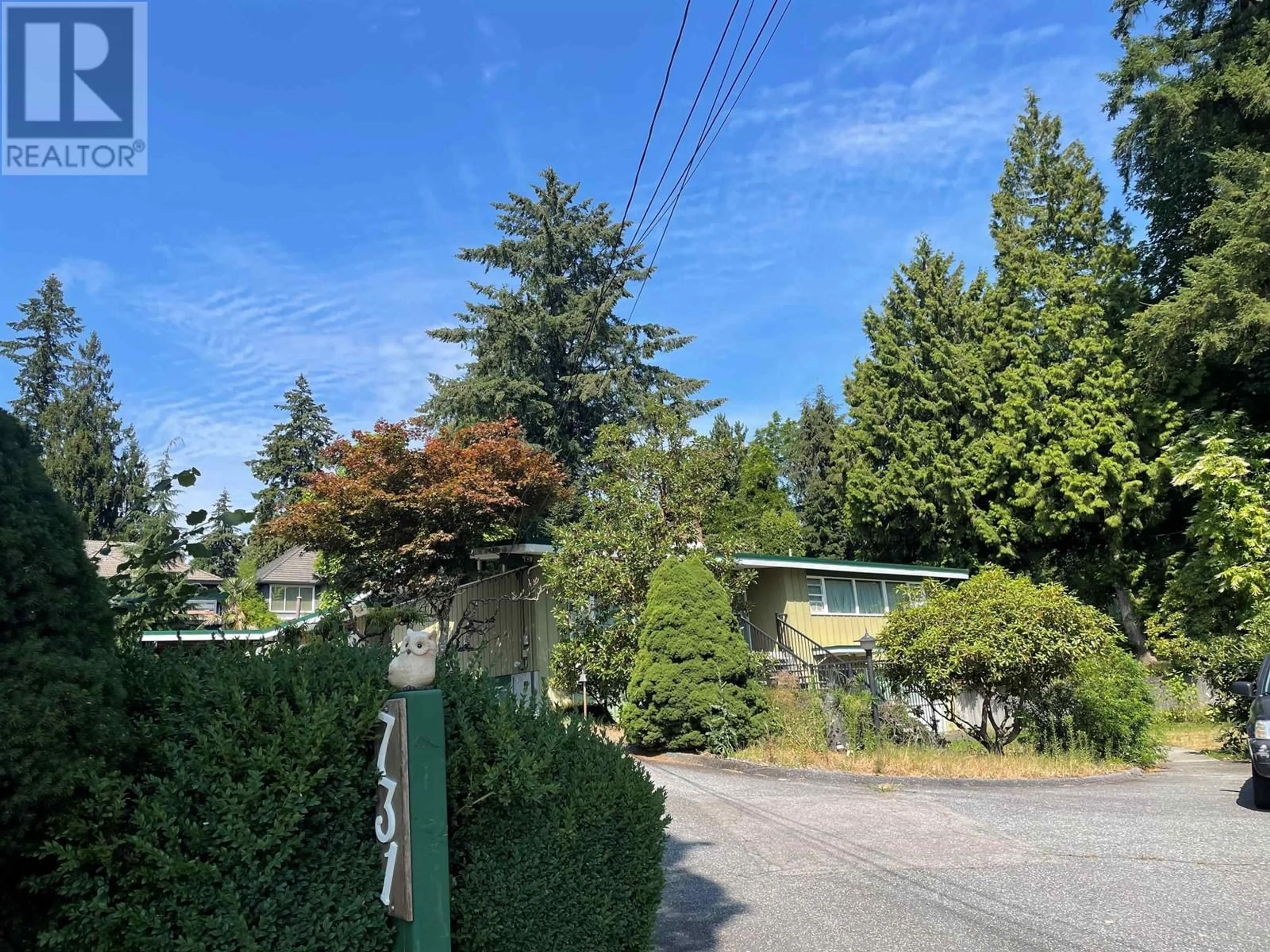 A pic from outside/outdoor area/front of a property/back of a property/a pic from drone, forest/trees view for 731 SHAW AVENUE, Coquitlam British Columbia V3K2R7