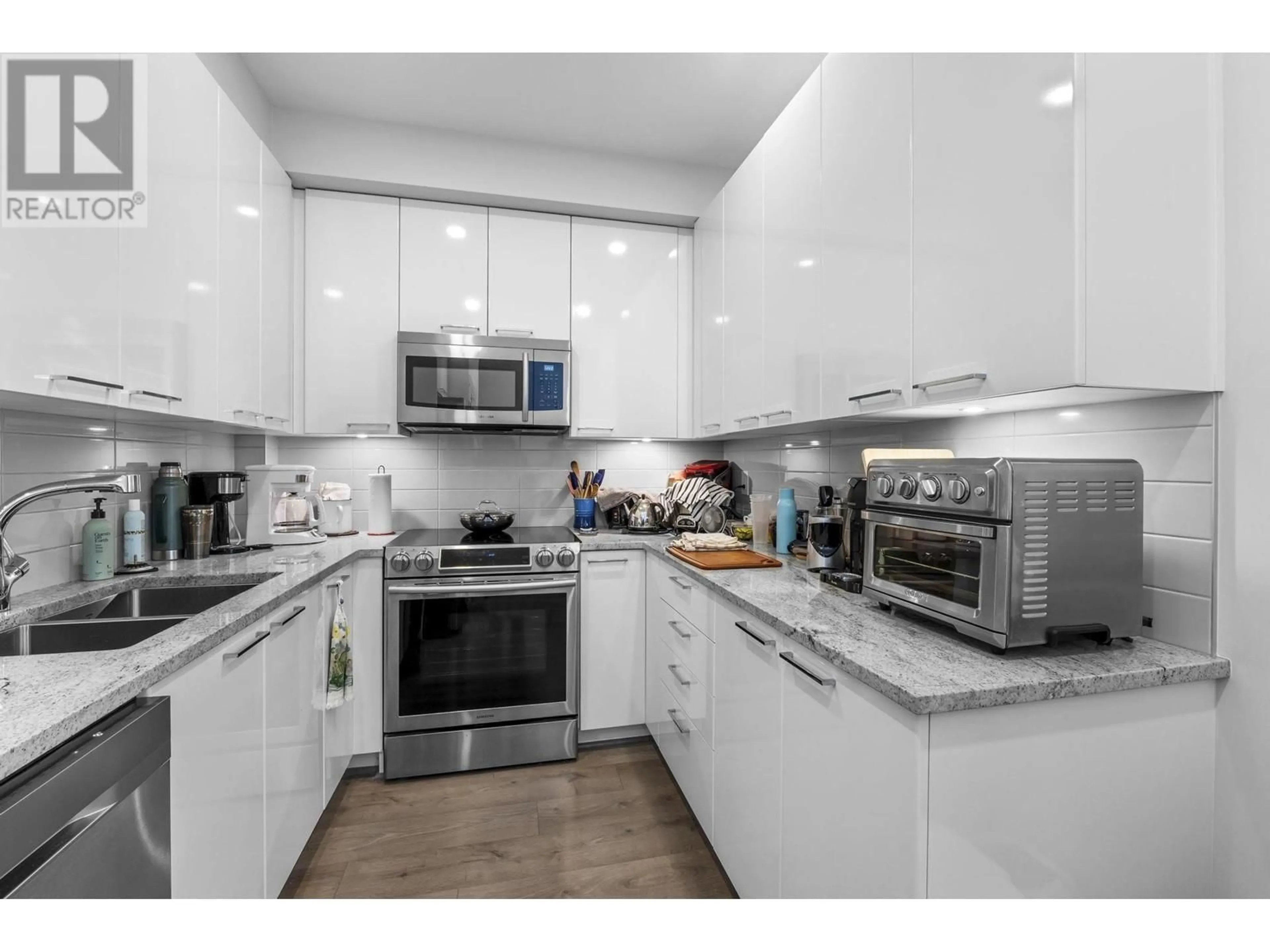 Open concept kitchen, unknown for 202 22315 122 AVENUE, Maple Ridge British Columbia V2X4K7