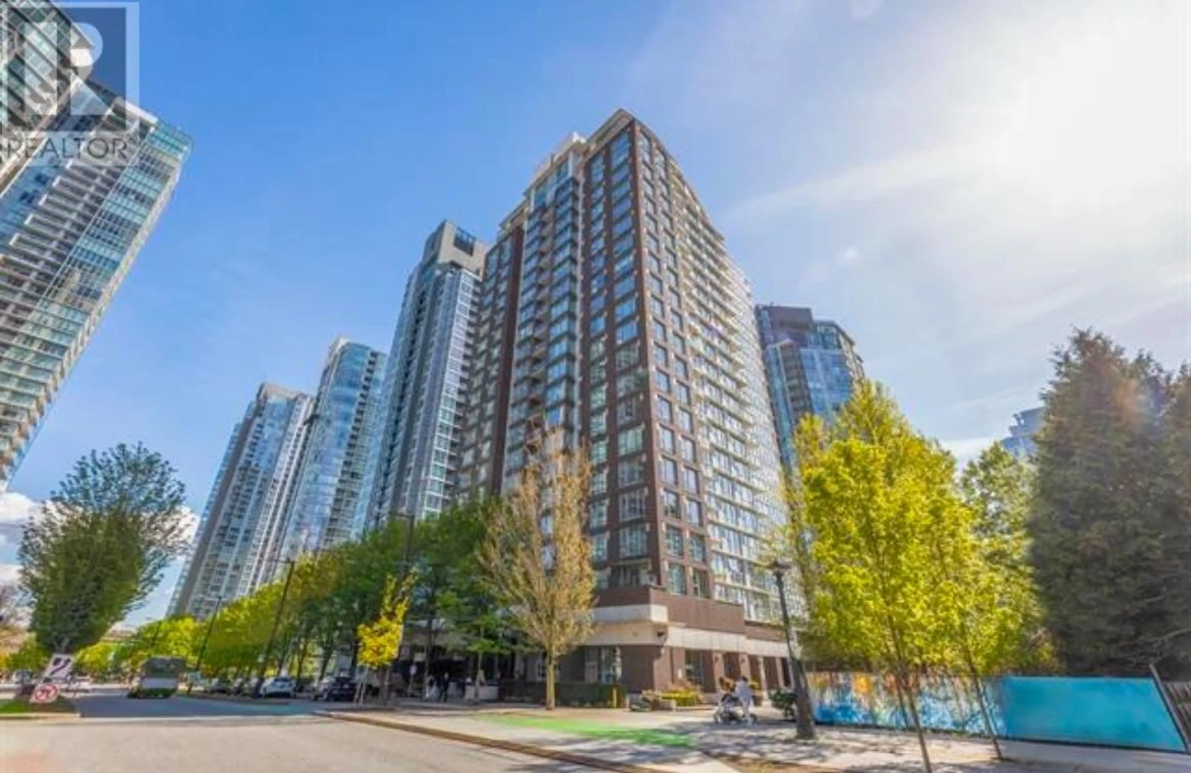 Patio, unknown for 201 550 PACIFIC STREET, Vancouver British Columbia V6Z3G2