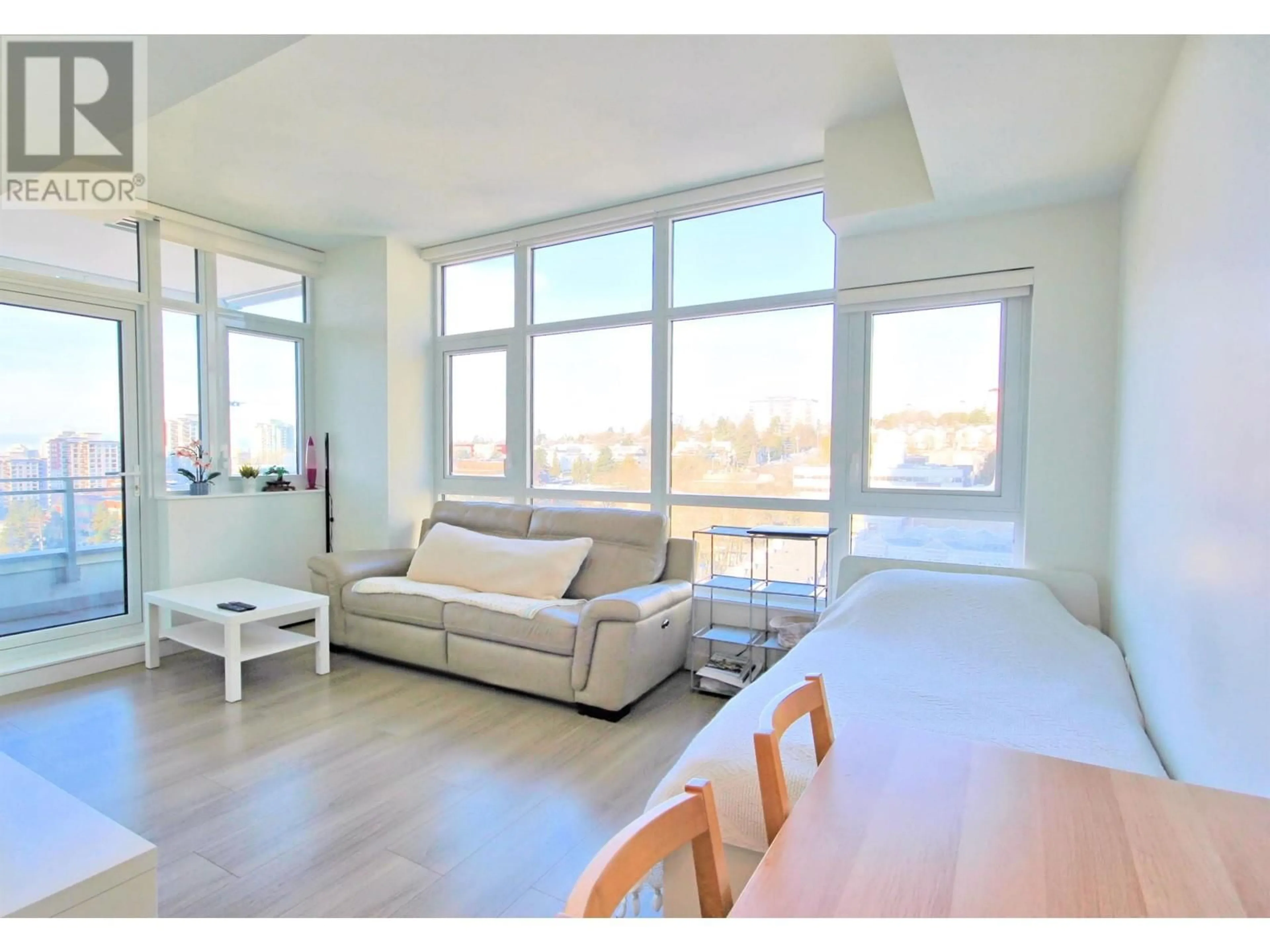 Living room with furniture, wood/laminate floor for 1302 - 618 CARNARVON STREET, New Westminster British Columbia V3M0N9