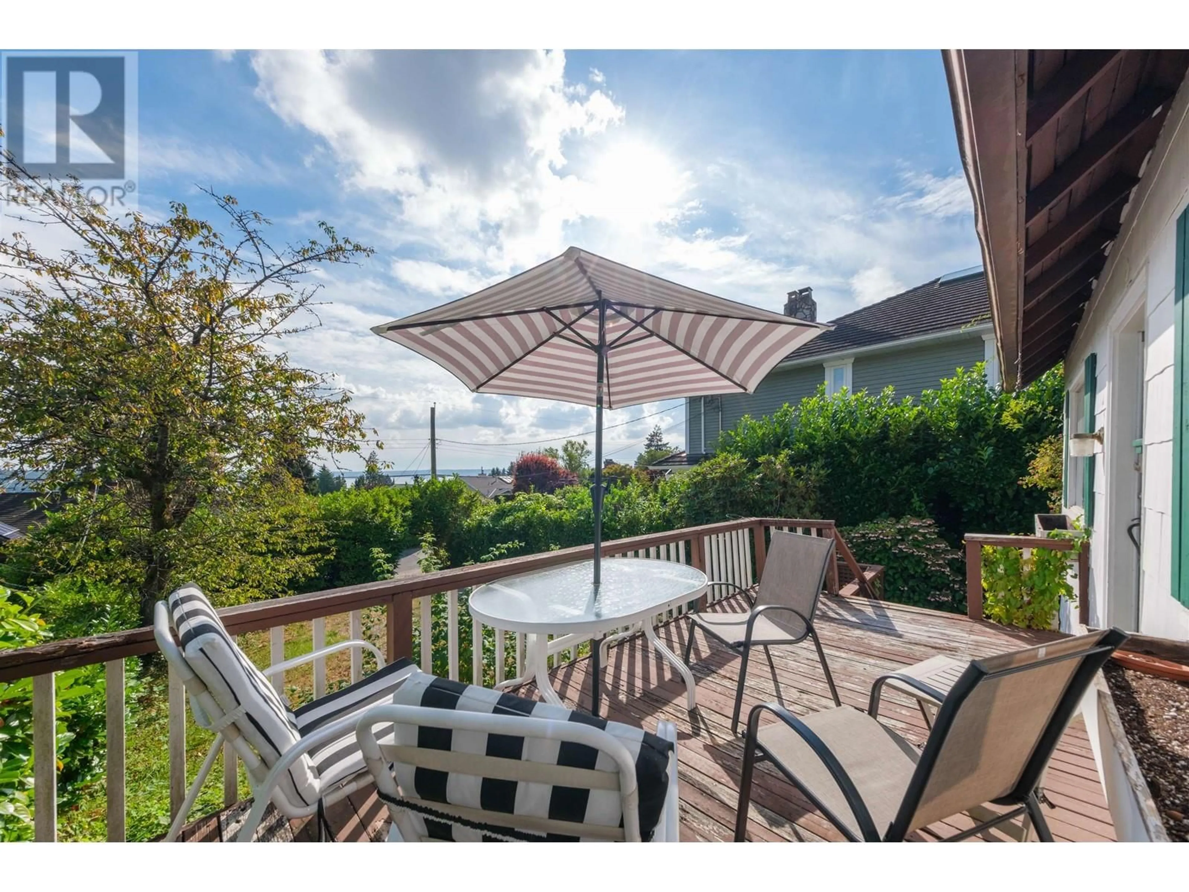 Patio, water/lake/river/ocean view for 1427 LAWSON AVENUE, West Vancouver British Columbia V7T2E9