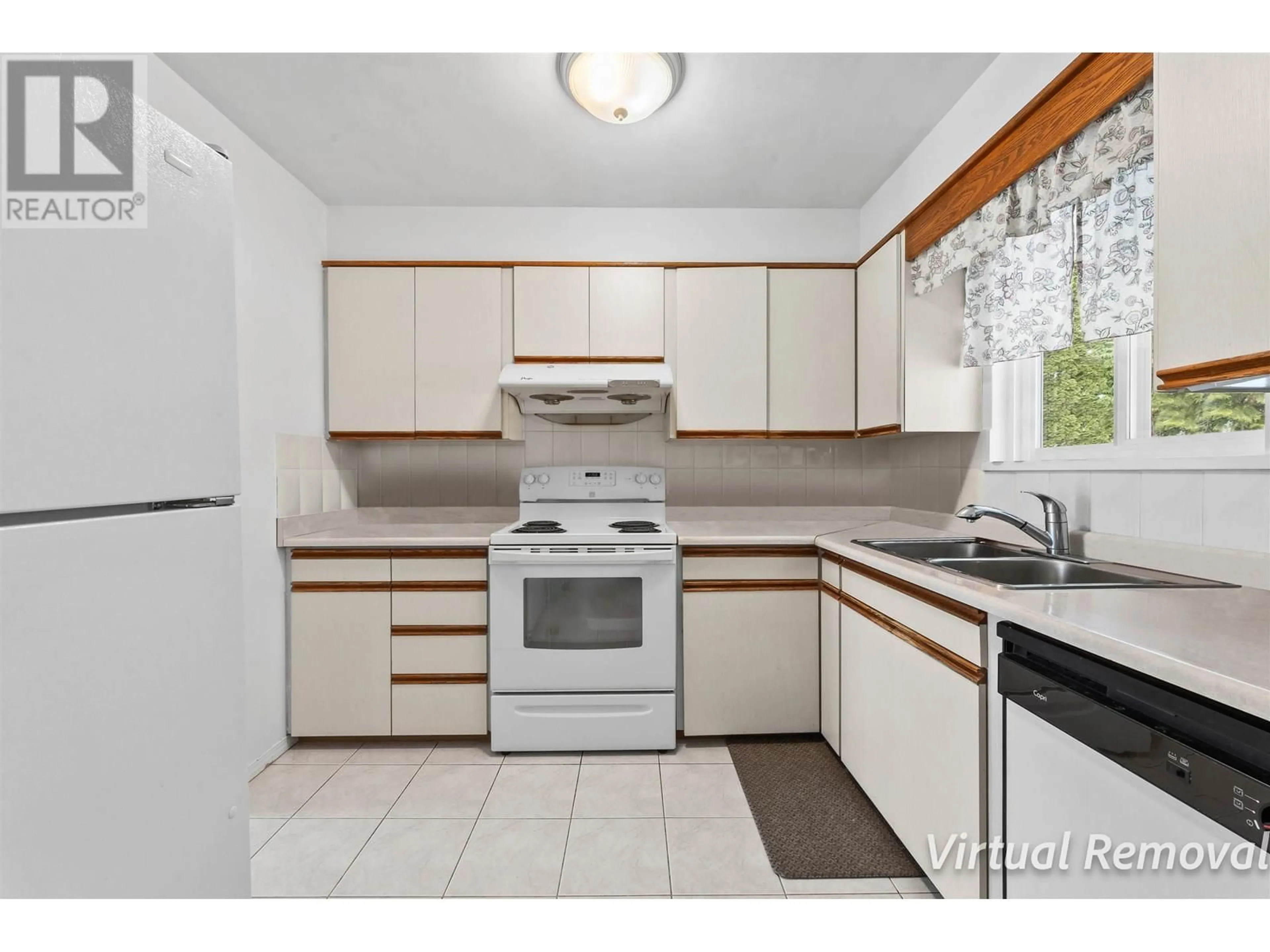 A pic of a room for 4263 ATLEE AVENUE, Burnaby British Columbia V5G3R7