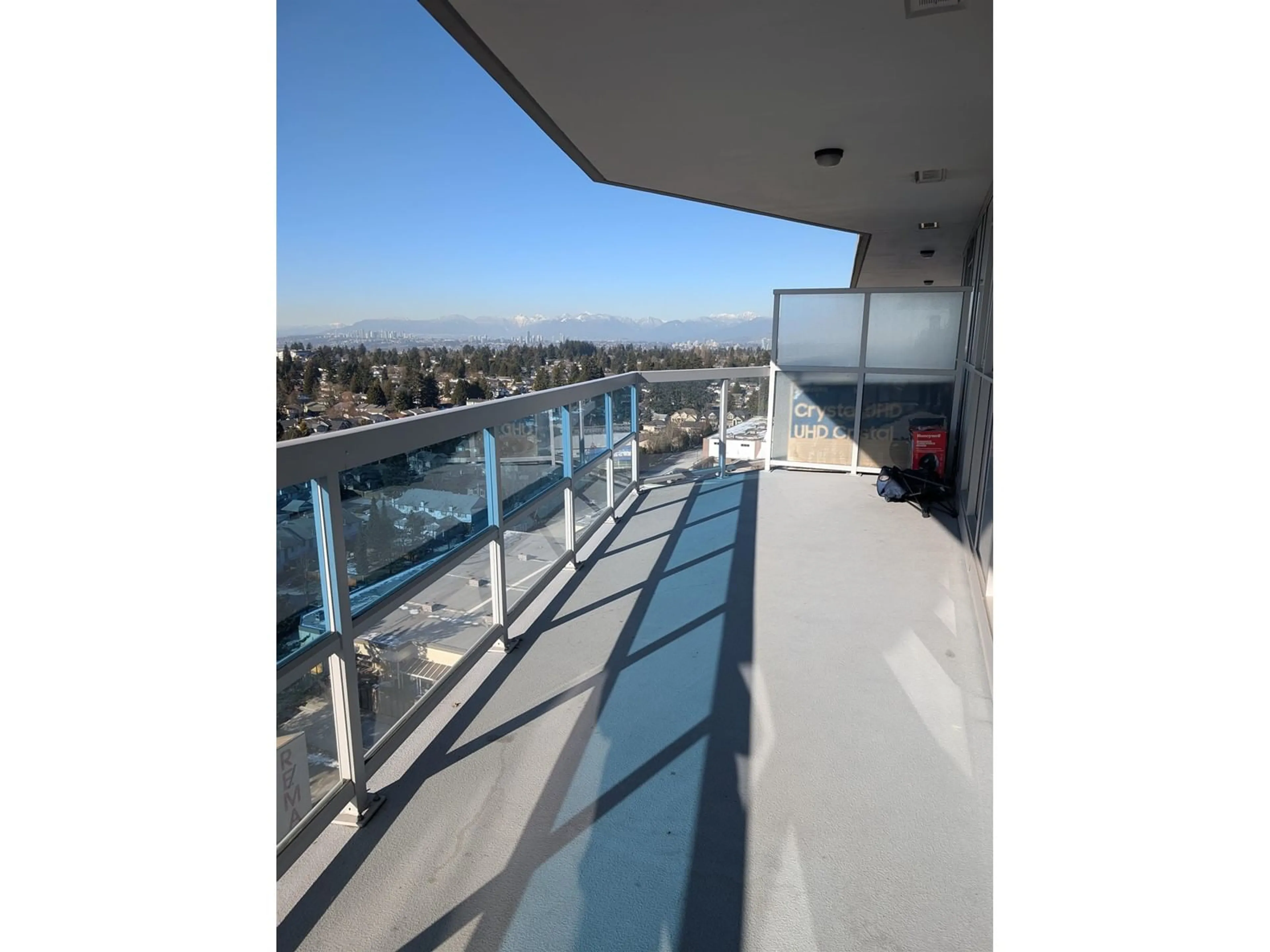 Balcony in the apartment, water/lake/river/ocean view for 1801 - 11967 80, Delta British Columbia V4C0E2