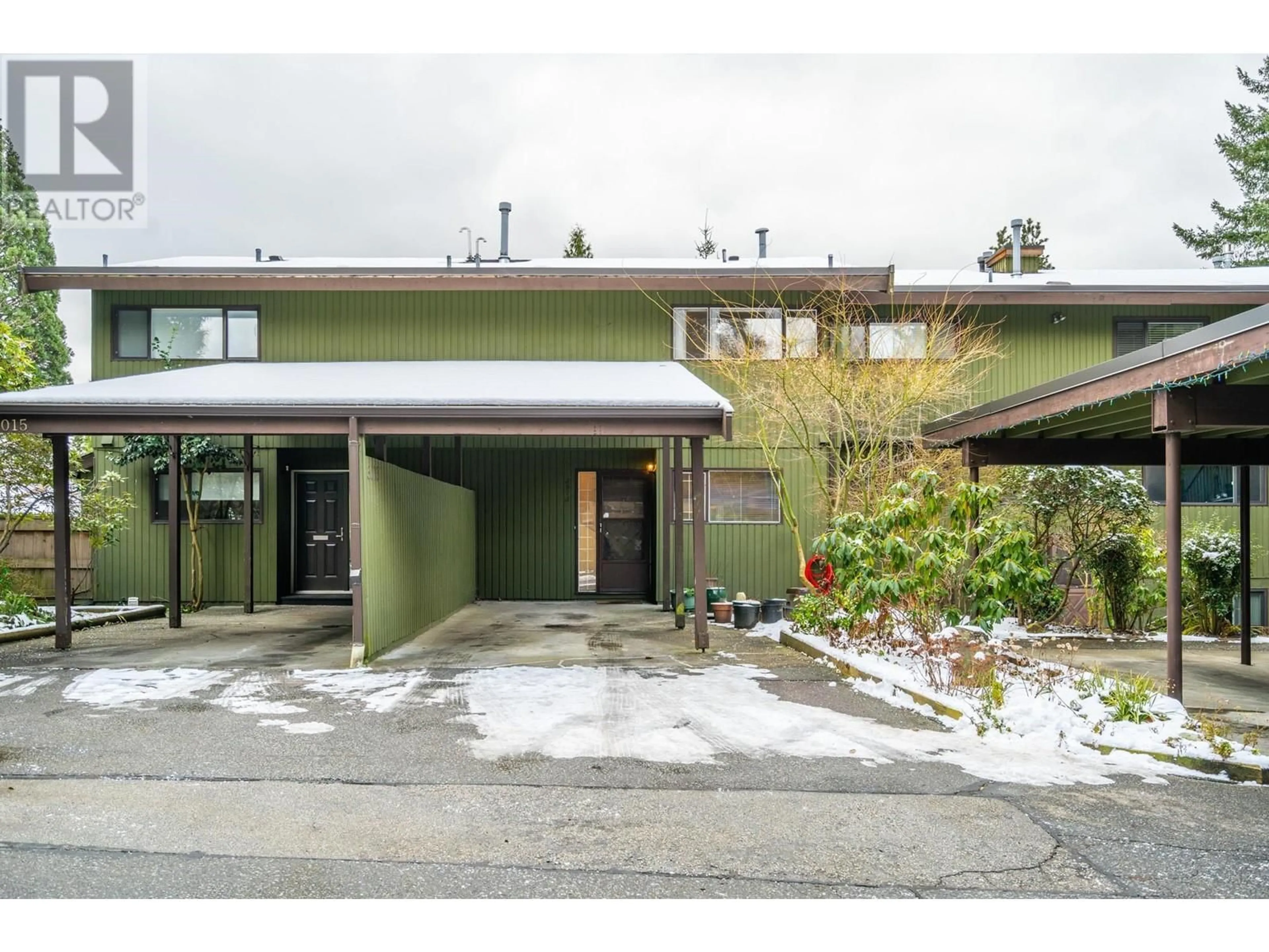 Indoor foyer for 3013 VEGA COURT, Burnaby British Columbia V3J1B2