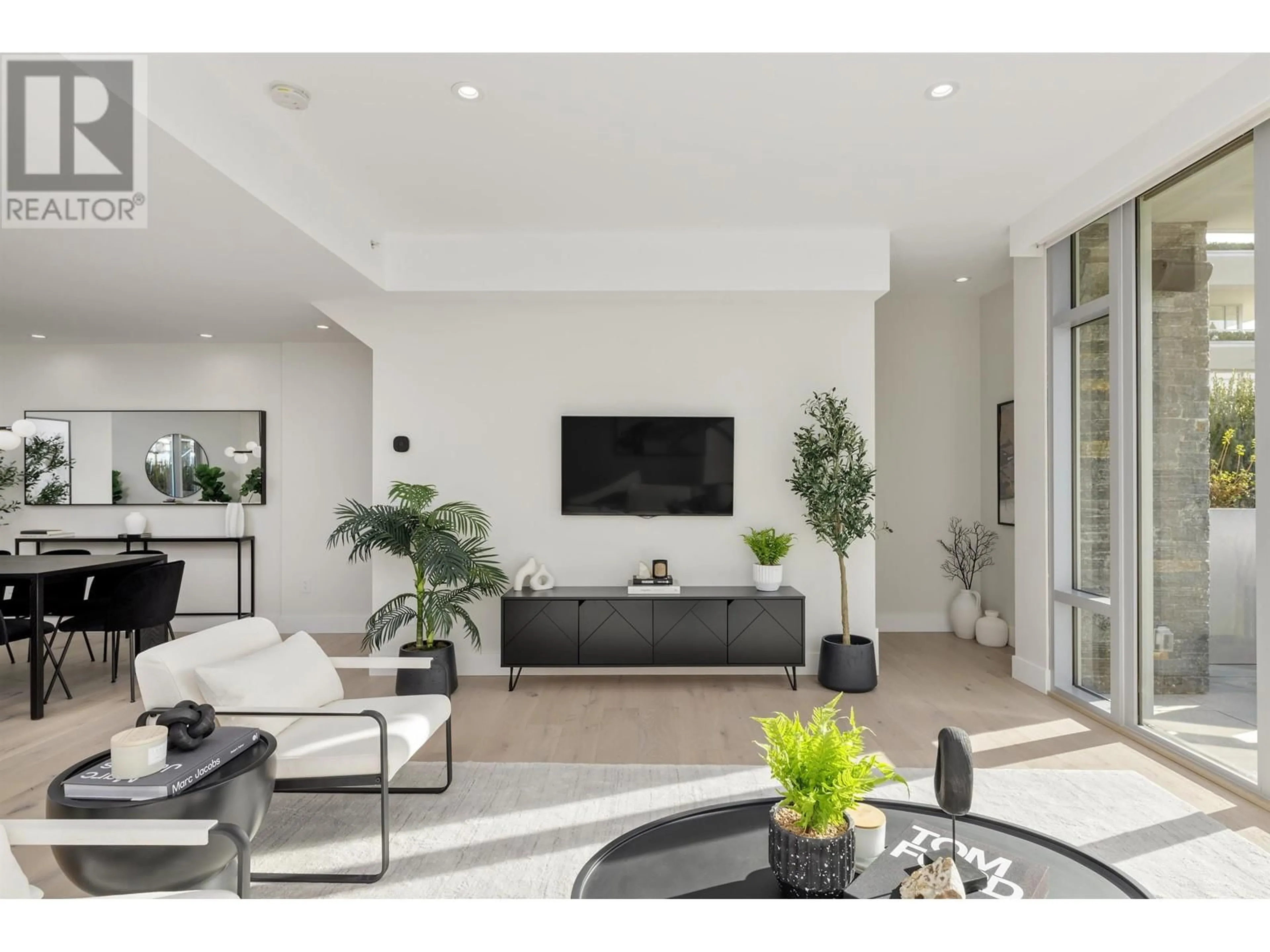 Living room with furniture, unknown for 796 ARTHUR ERICKSON PLACE, West Vancouver British Columbia V7T0B8