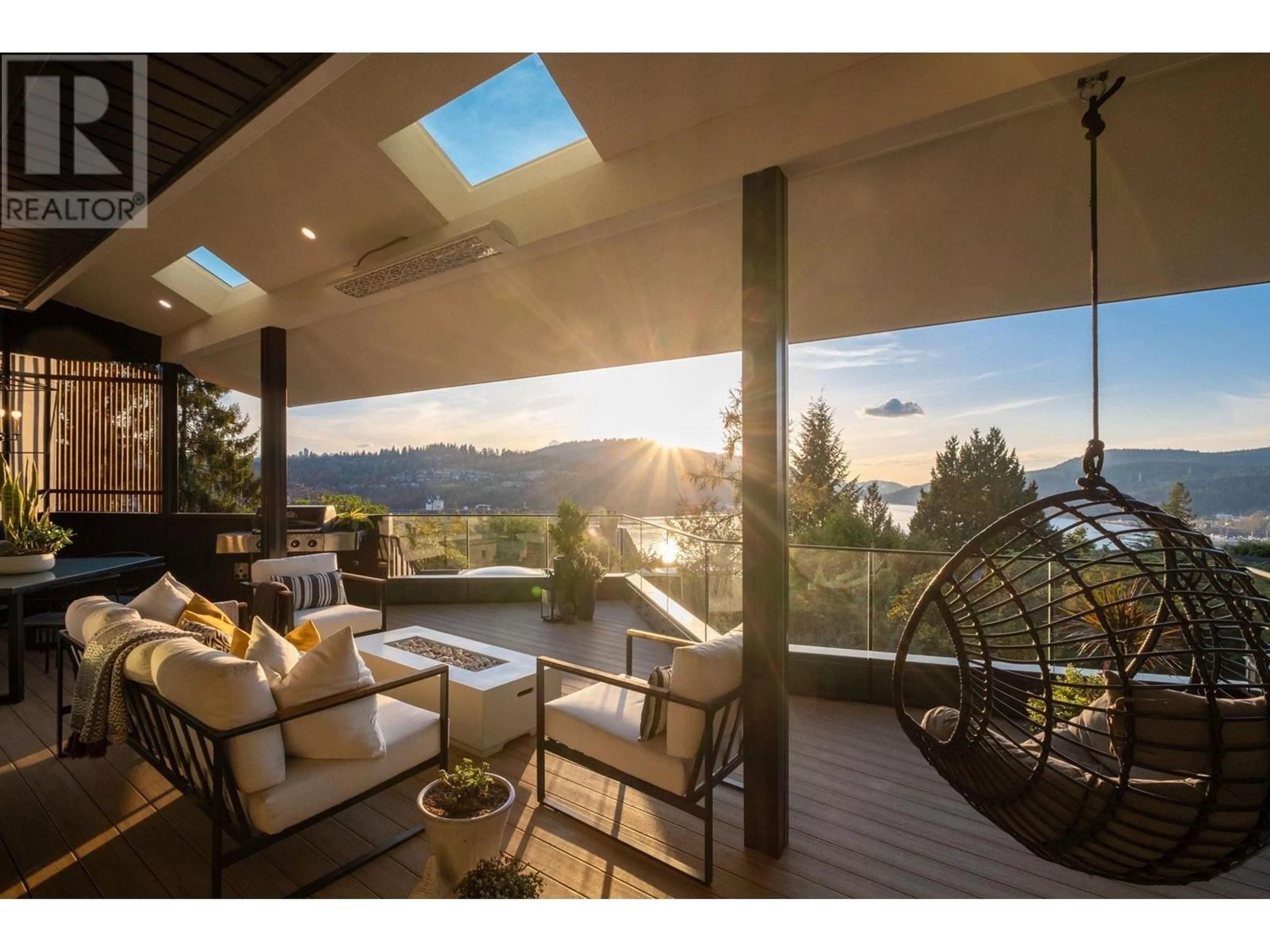 Patio, mountain view for 55 AXFORD BAY, Port Moody British Columbia V3H3R4