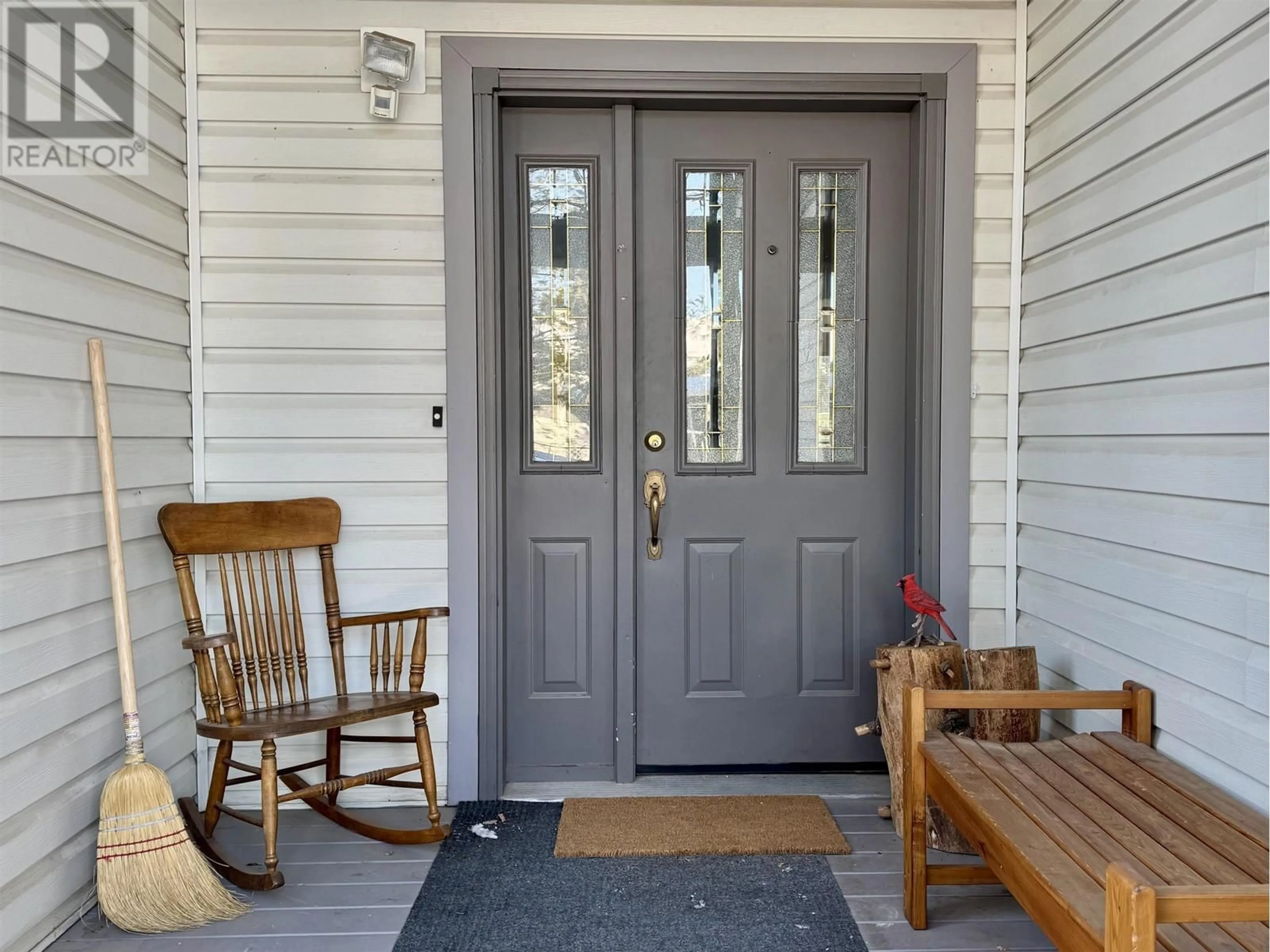 Indoor entryway for 4235 ASTLAIS PLACE, Smithers British Columbia V0J2N0