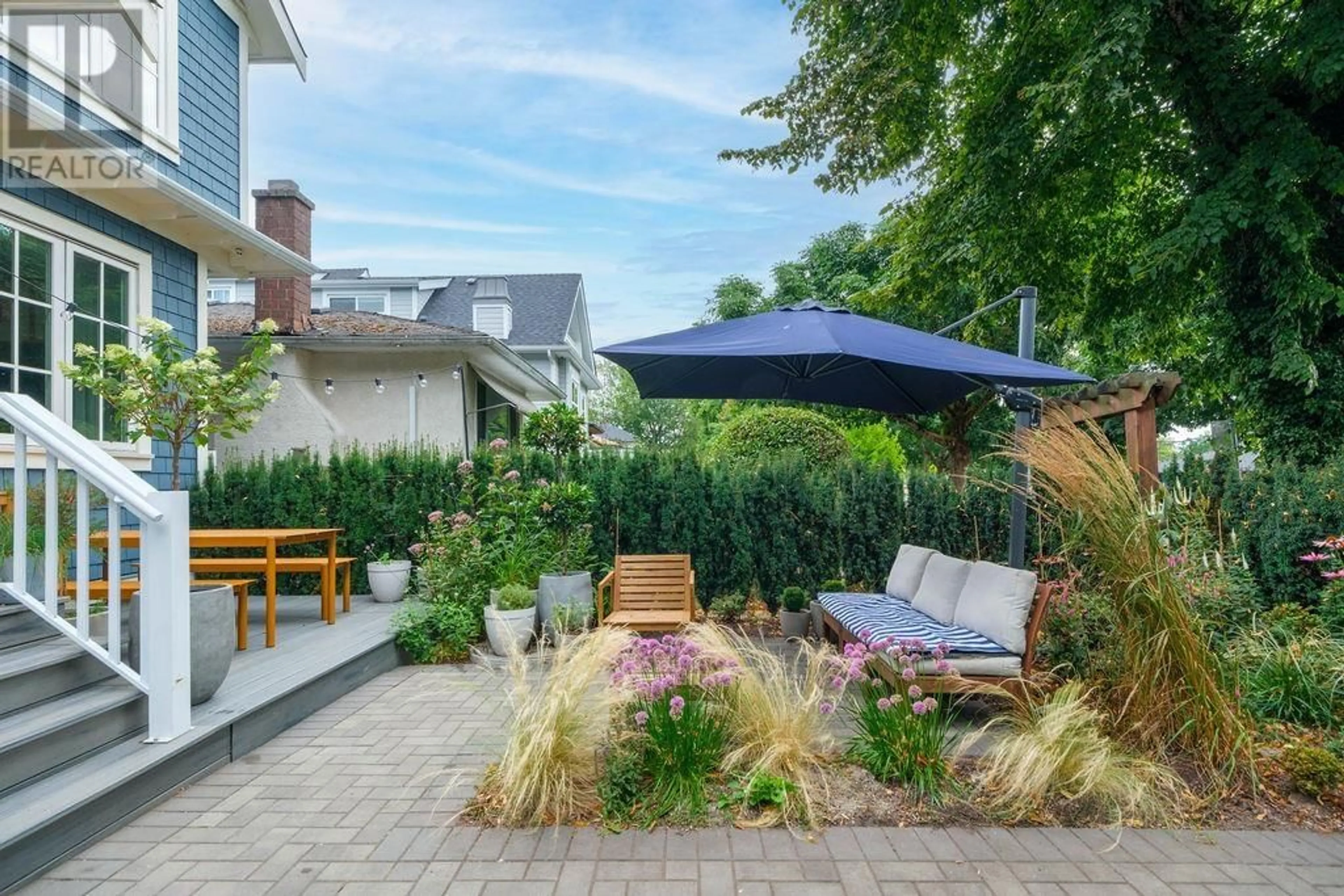 Patio, street for 749 39TH AVENUE, Vancouver British Columbia V5W1K5