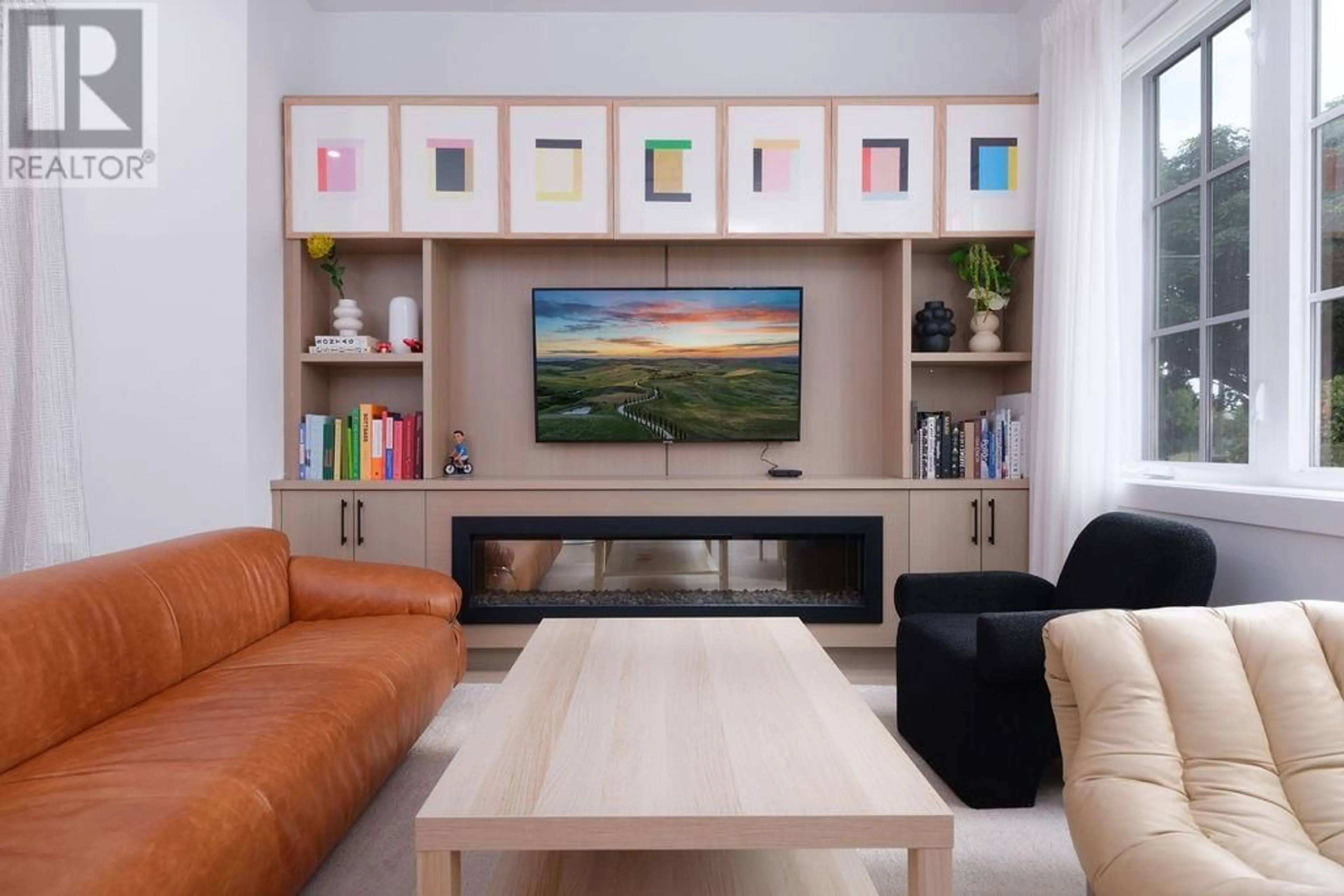 Living room with furniture, unknown for 749 39TH AVENUE, Vancouver British Columbia V5W1K5