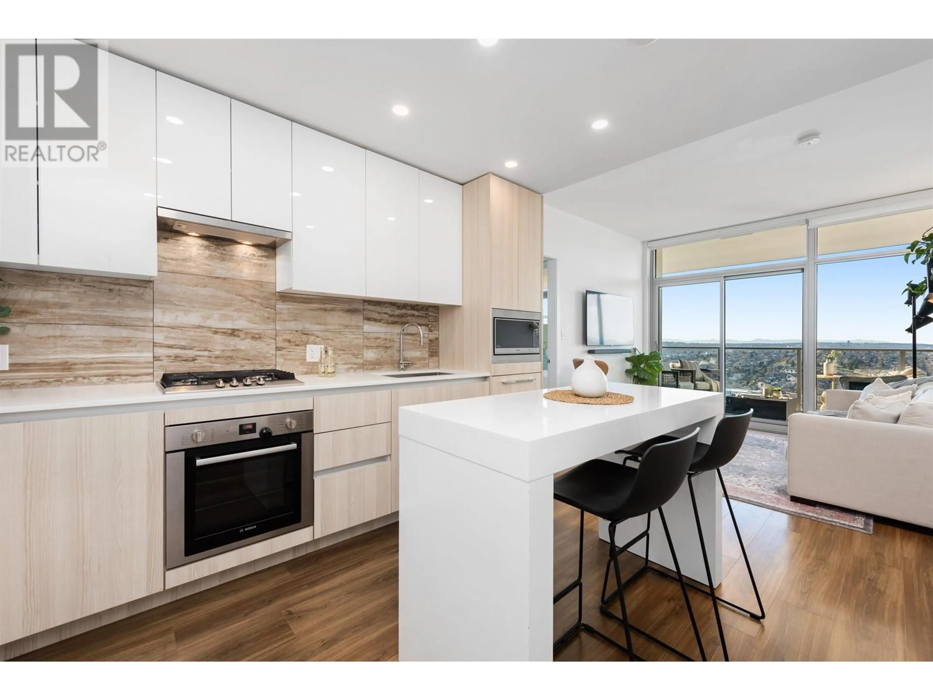 Open concept kitchen, unknown for 3307 1888 GILMORE AVENUE, Burnaby British Columbia V5C0L2