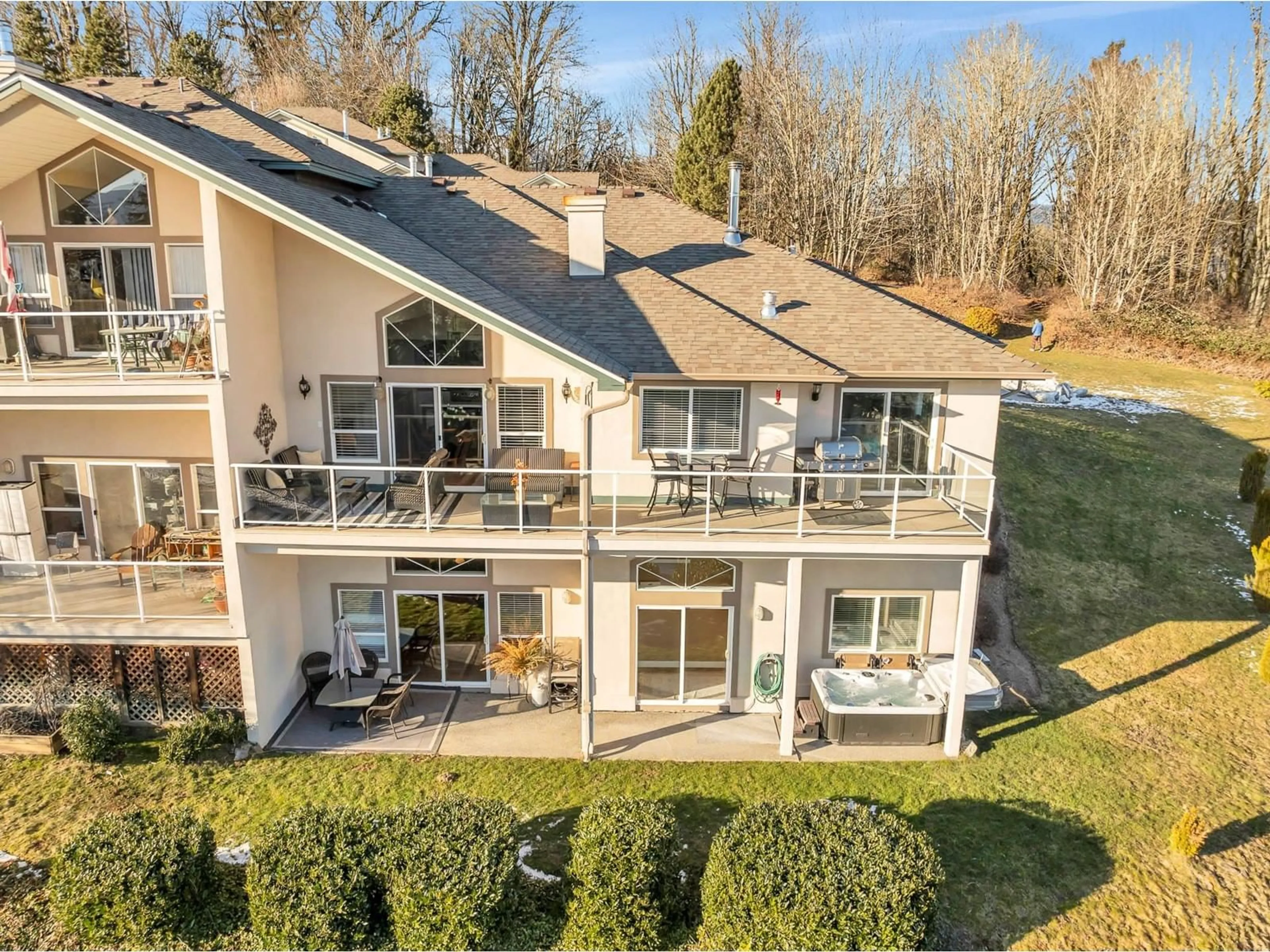 A pic from outside/outdoor area/front of a property/back of a property/a pic from drone, water/lake/river/ocean view for 40 - 8590 SUNRISE DRIVE, Chilliwack British Columbia V2R3Z4