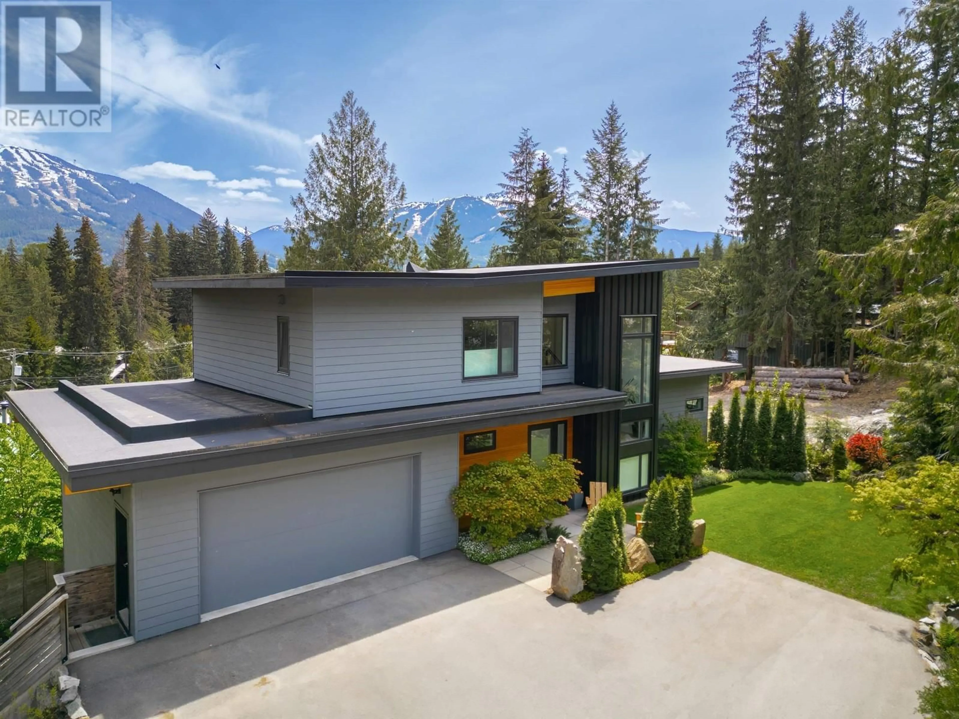 A pic from outside/outdoor area/front of a property/back of a property/a pic from drone, mountain view for 8420 MATTERHORN DRIVE, Whistler British Columbia V8E0G1