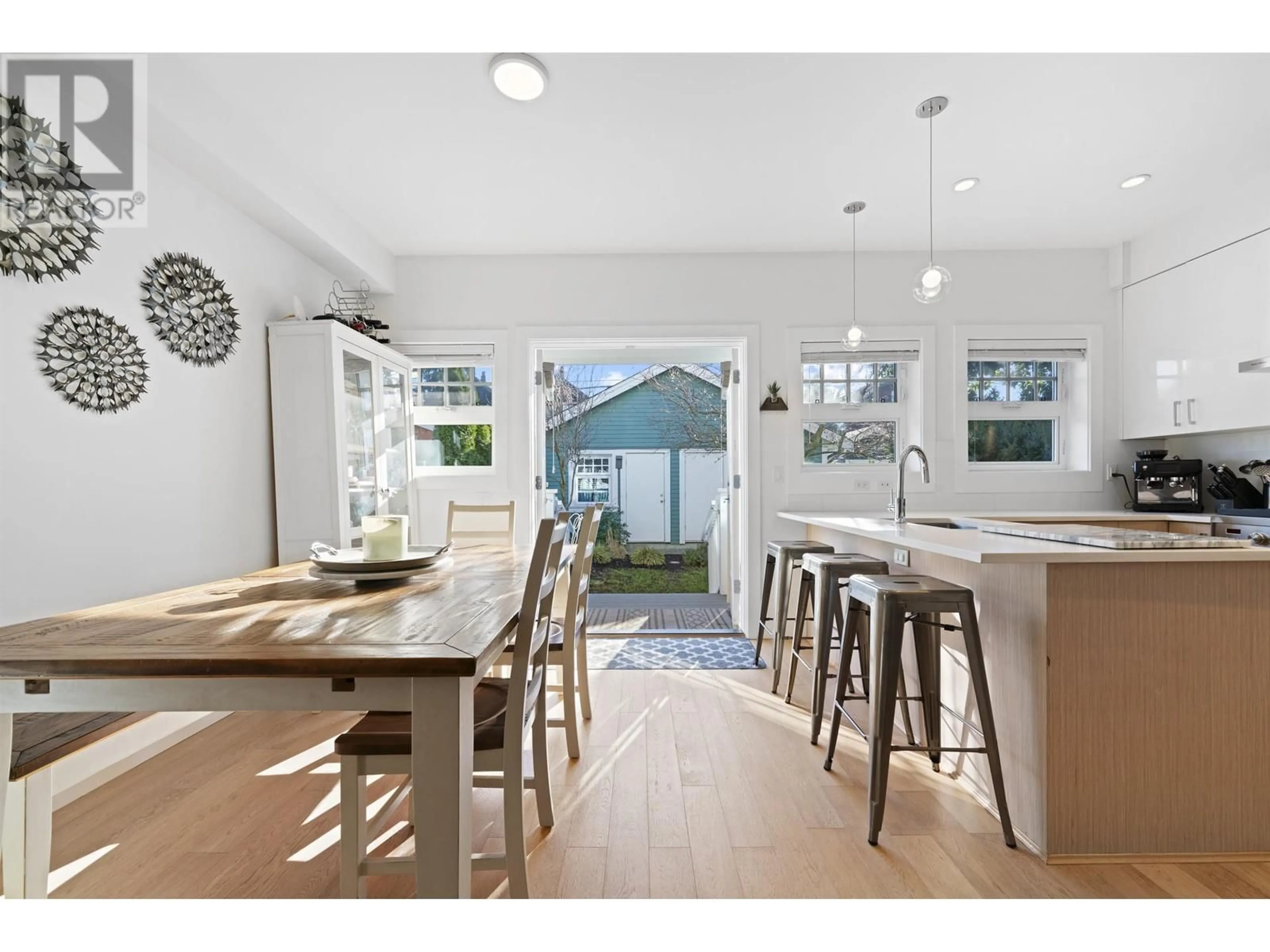 Open concept kitchen, unknown for 1052 E 11TH AVENUE, Vancouver British Columbia V5T2G2