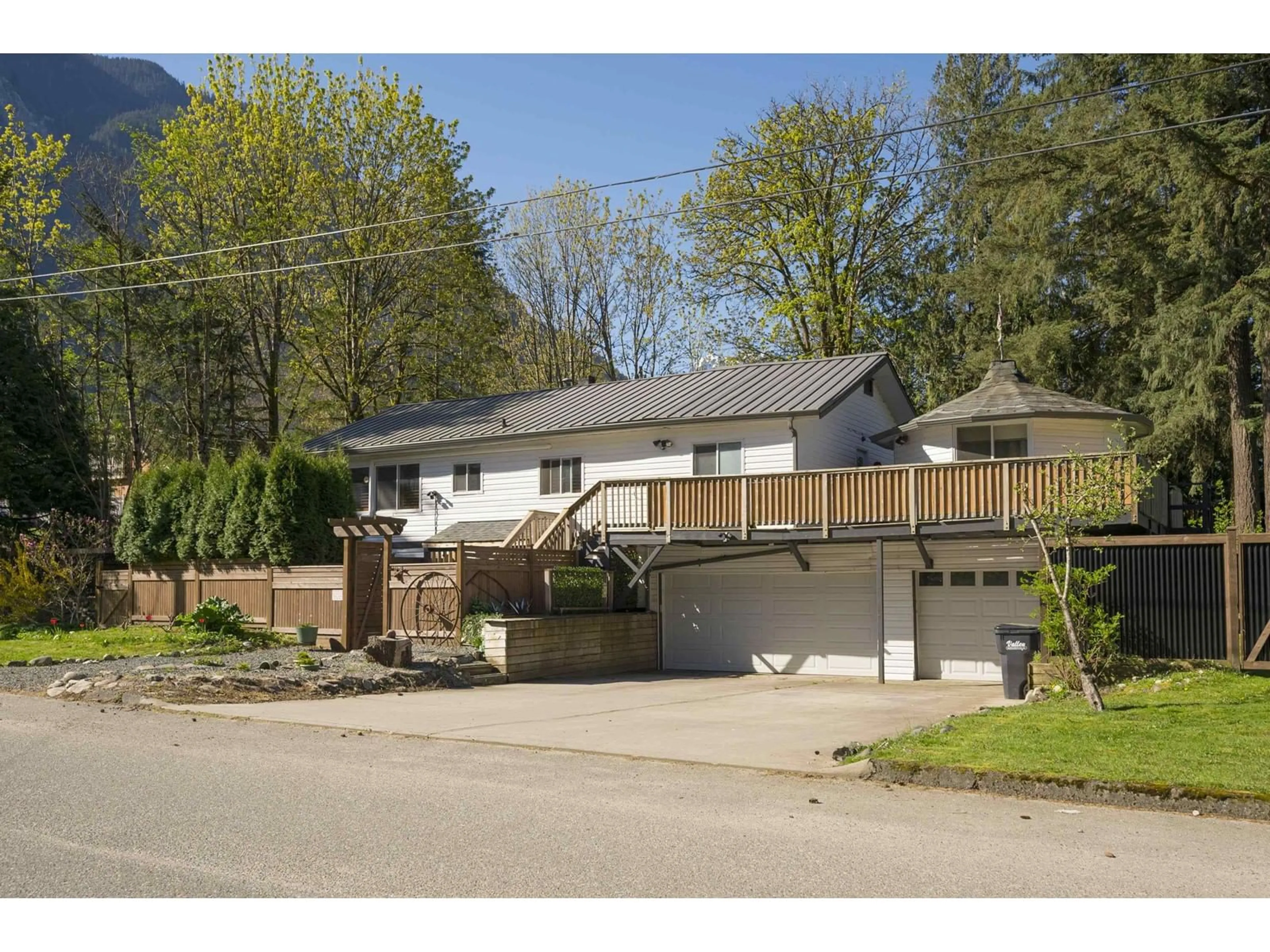 Unknown for 695 HUDSON BAY STREET, Hope British Columbia V0X1L4