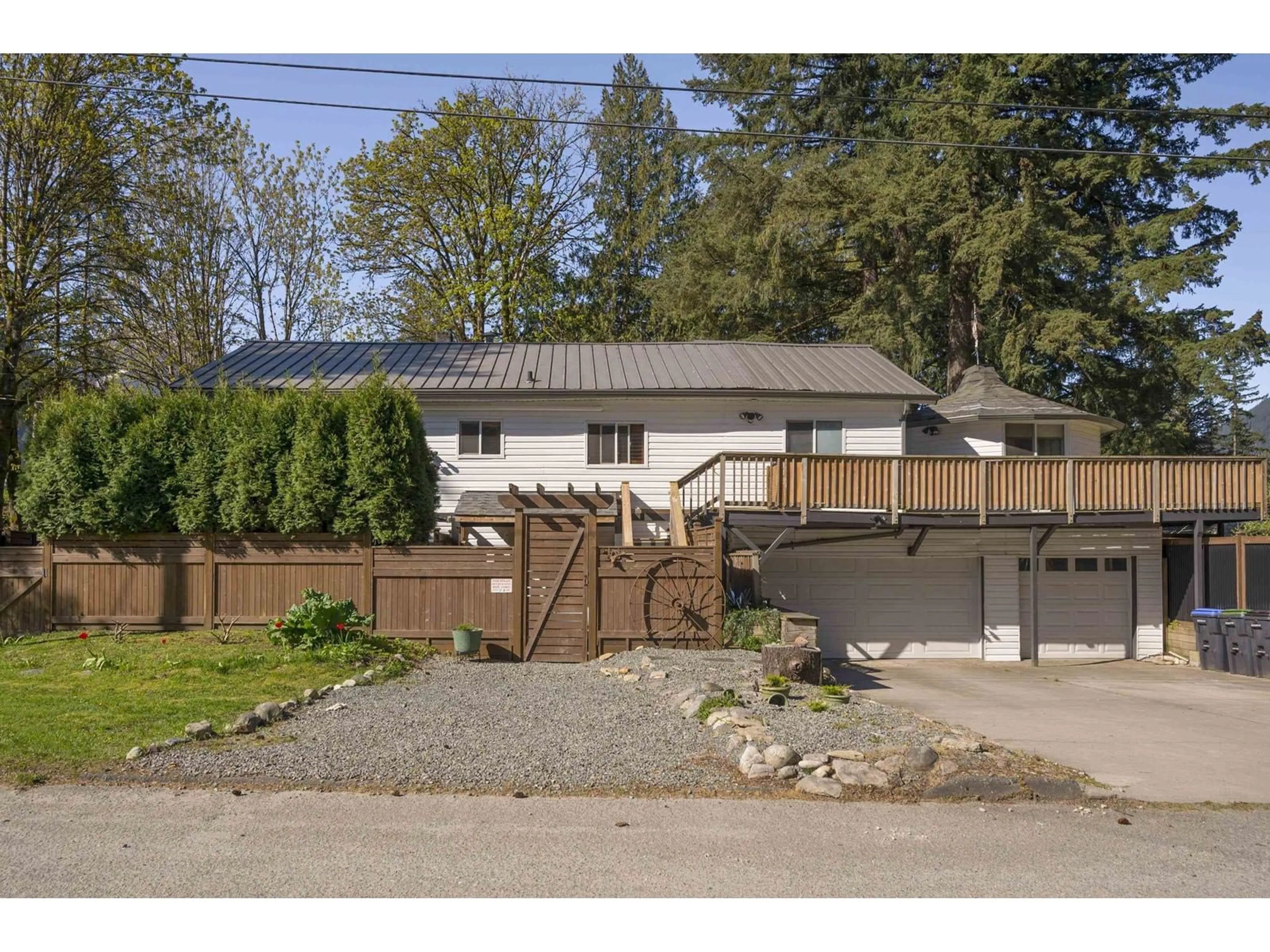 Unknown for 695 HUDSON BAY STREET, Hope British Columbia V0X1L4