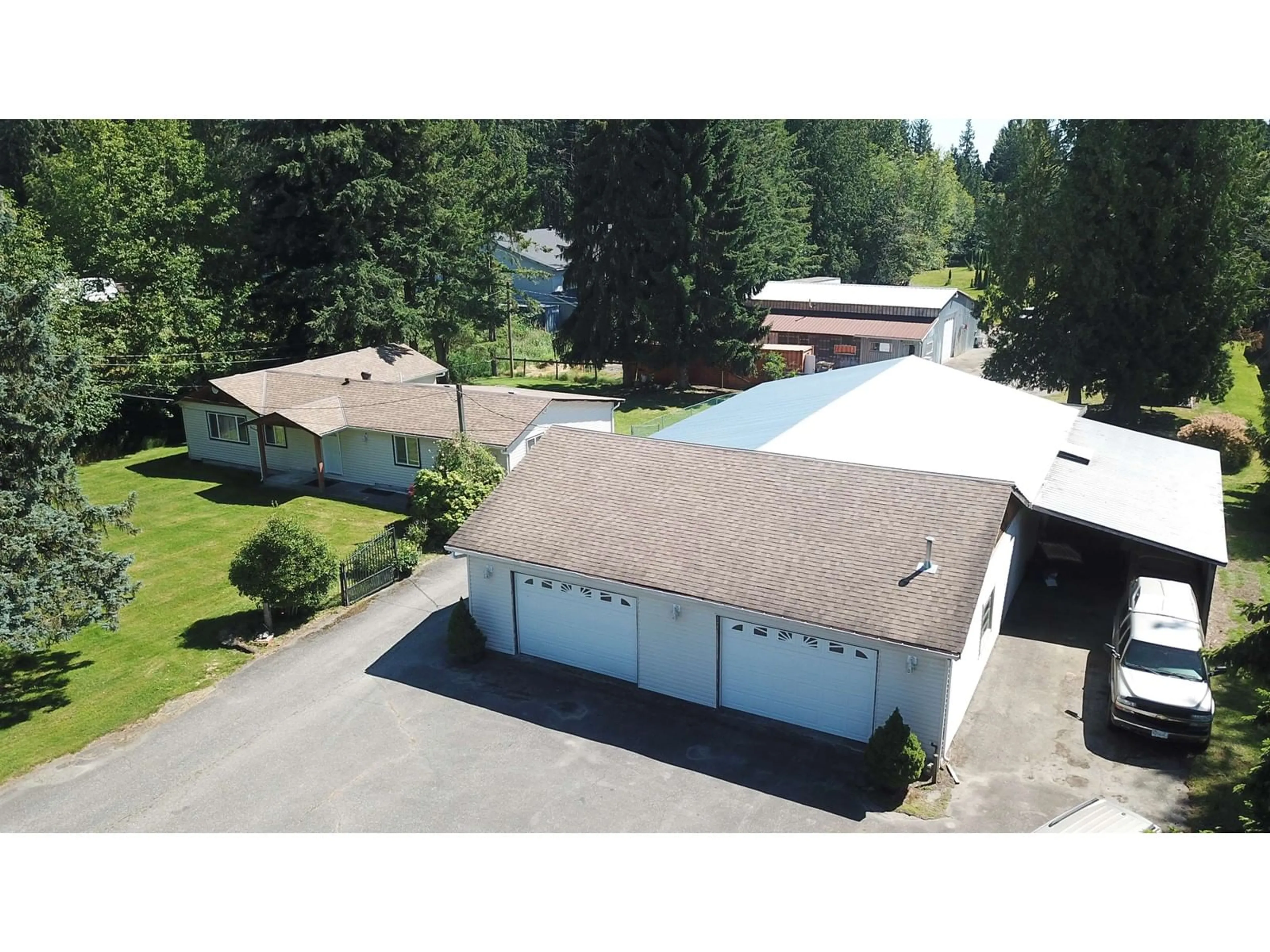 A pic from outside/outdoor area/front of a property/back of a property/a pic from drone, unknown for 7836 BRADNER ROAD, Abbotsford British Columbia V4X2B6