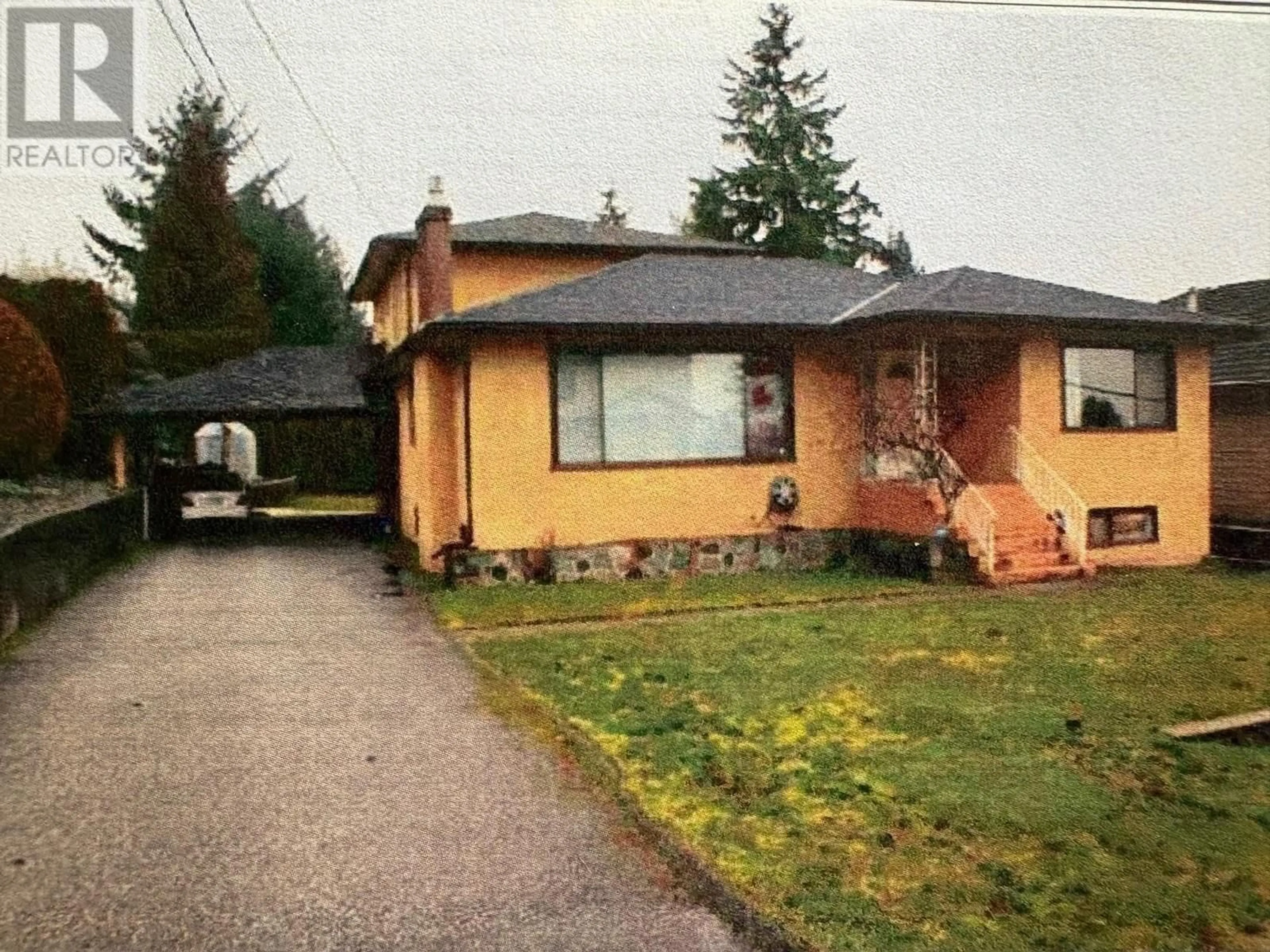 Unknown for 8228 MACPHERSON AVENUE, Burnaby British Columbia V5J4P9