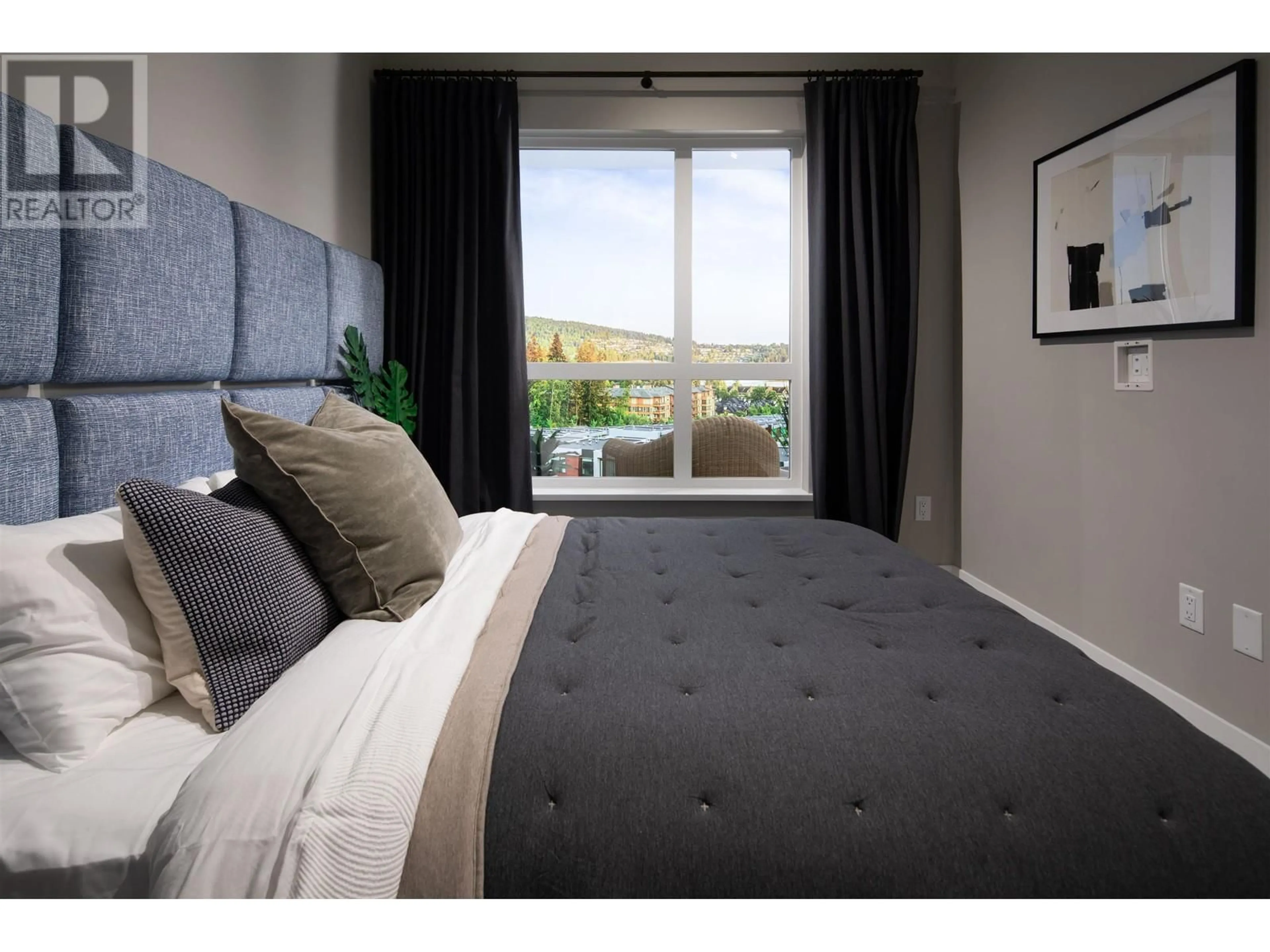 Bedroom with bed, unknown for 308 - 3594 MALSUM DRIVE, North Vancouver British Columbia V0V0V0