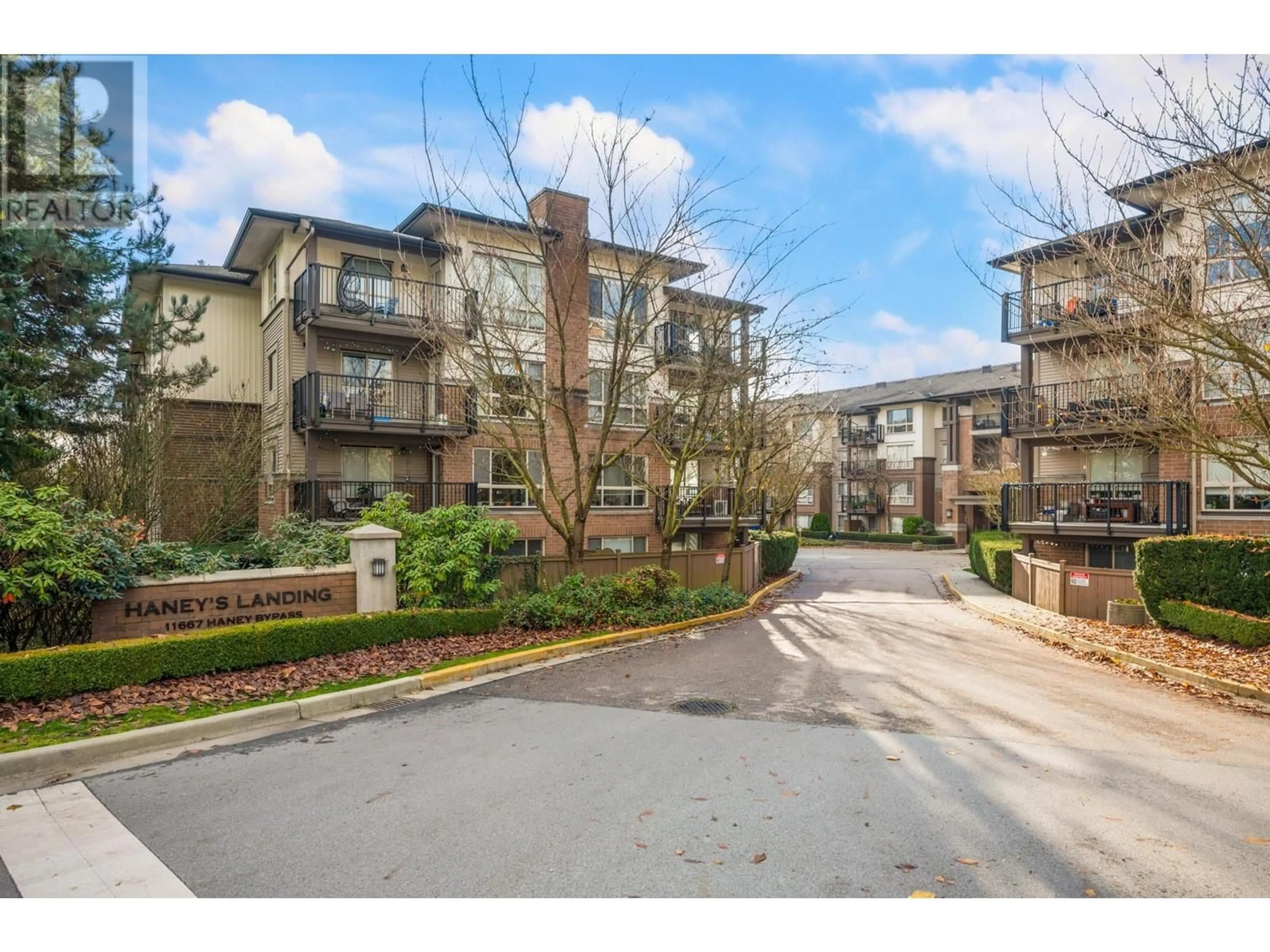 Unknown for 403 - 11665 HANEY, Maple Ridge British Columbia V2X8W9