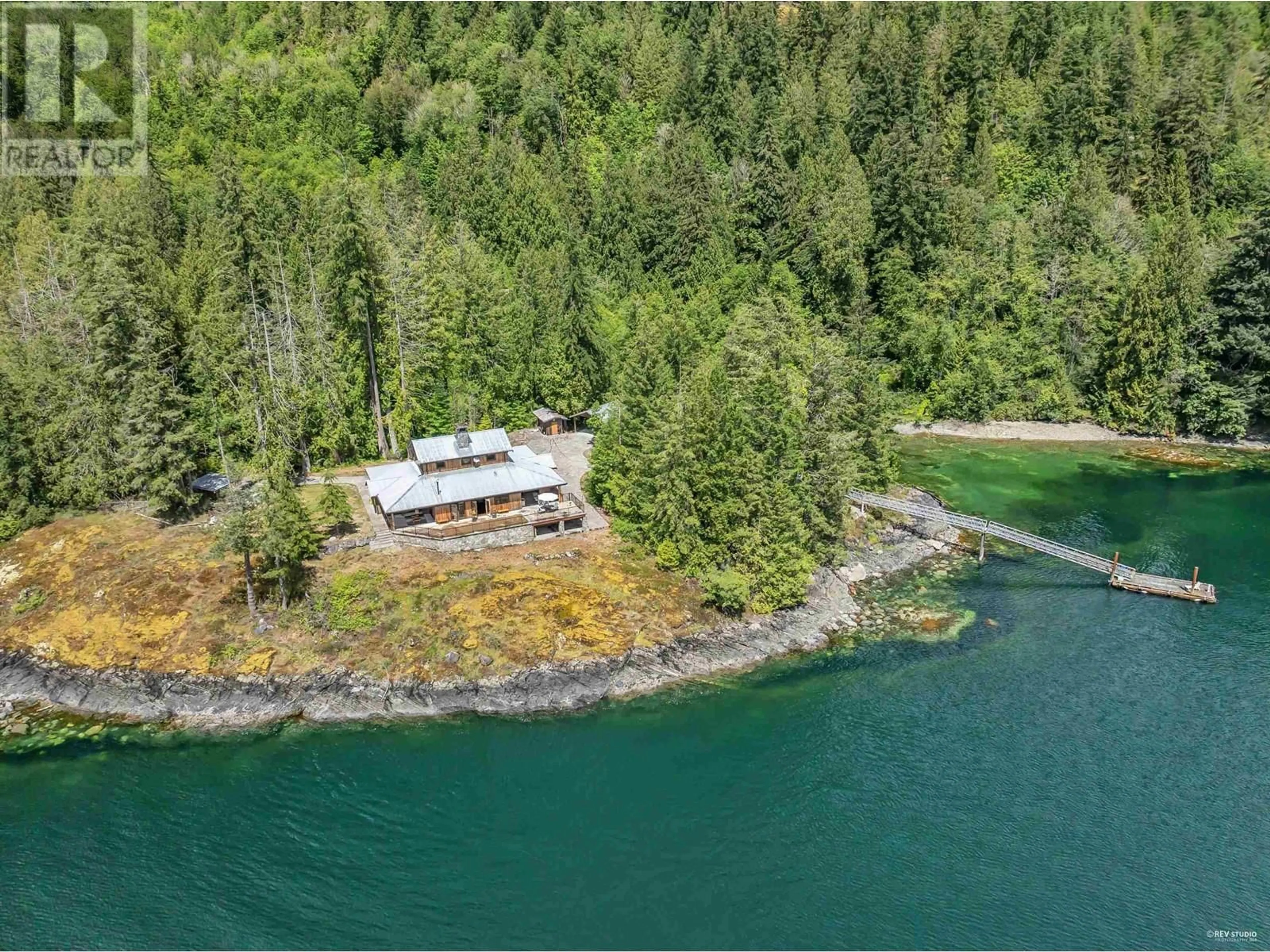 A pic from outside/outdoor area/front of a property/back of a property/a pic from drone, water/lake/river/ocean view for 15781 EAST EGMONT SHORELINE, Egmont British Columbia V0N1N0