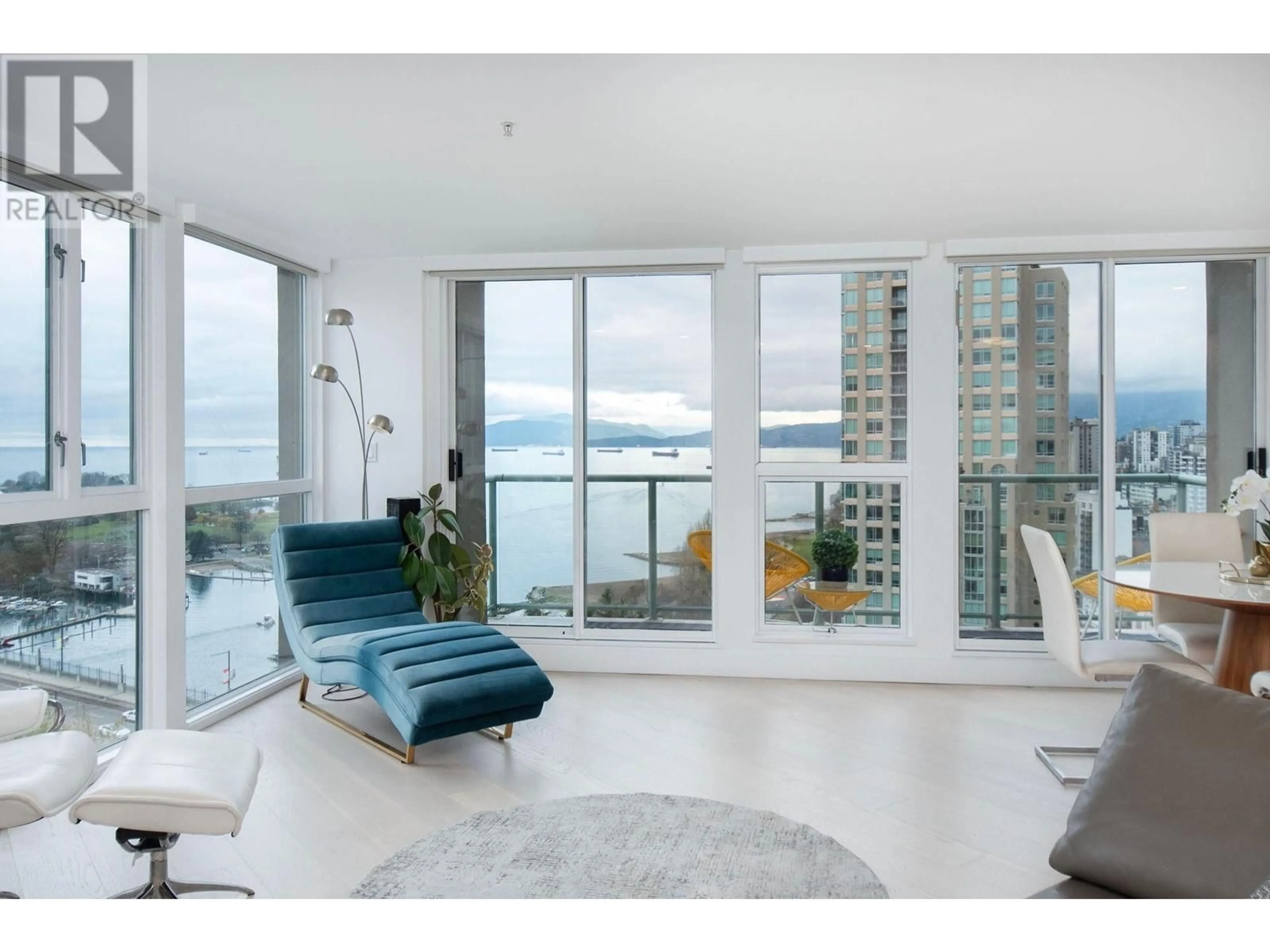 Living room with furniture, unknown for 2201 907 BEACH AVENUE, Vancouver British Columbia V6Z2R3