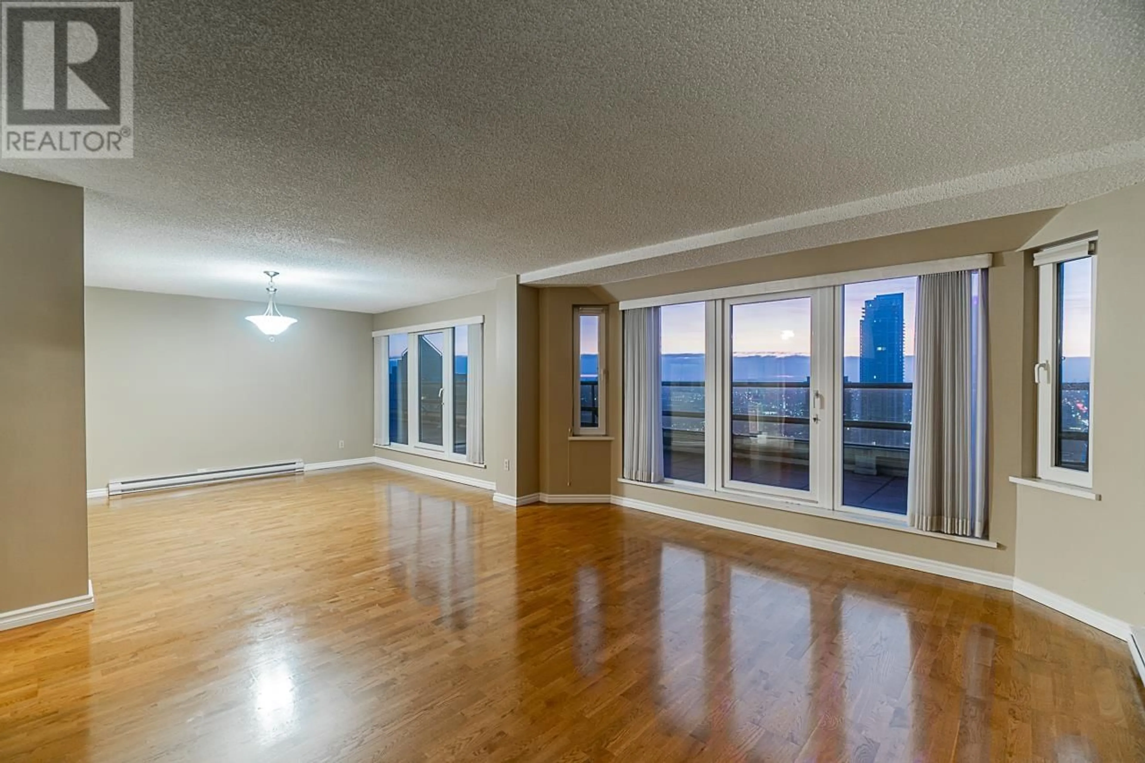 A pic of a room for 2504 - 4353 HALIFAX STREET, Burnaby British Columbia V5C5Z4