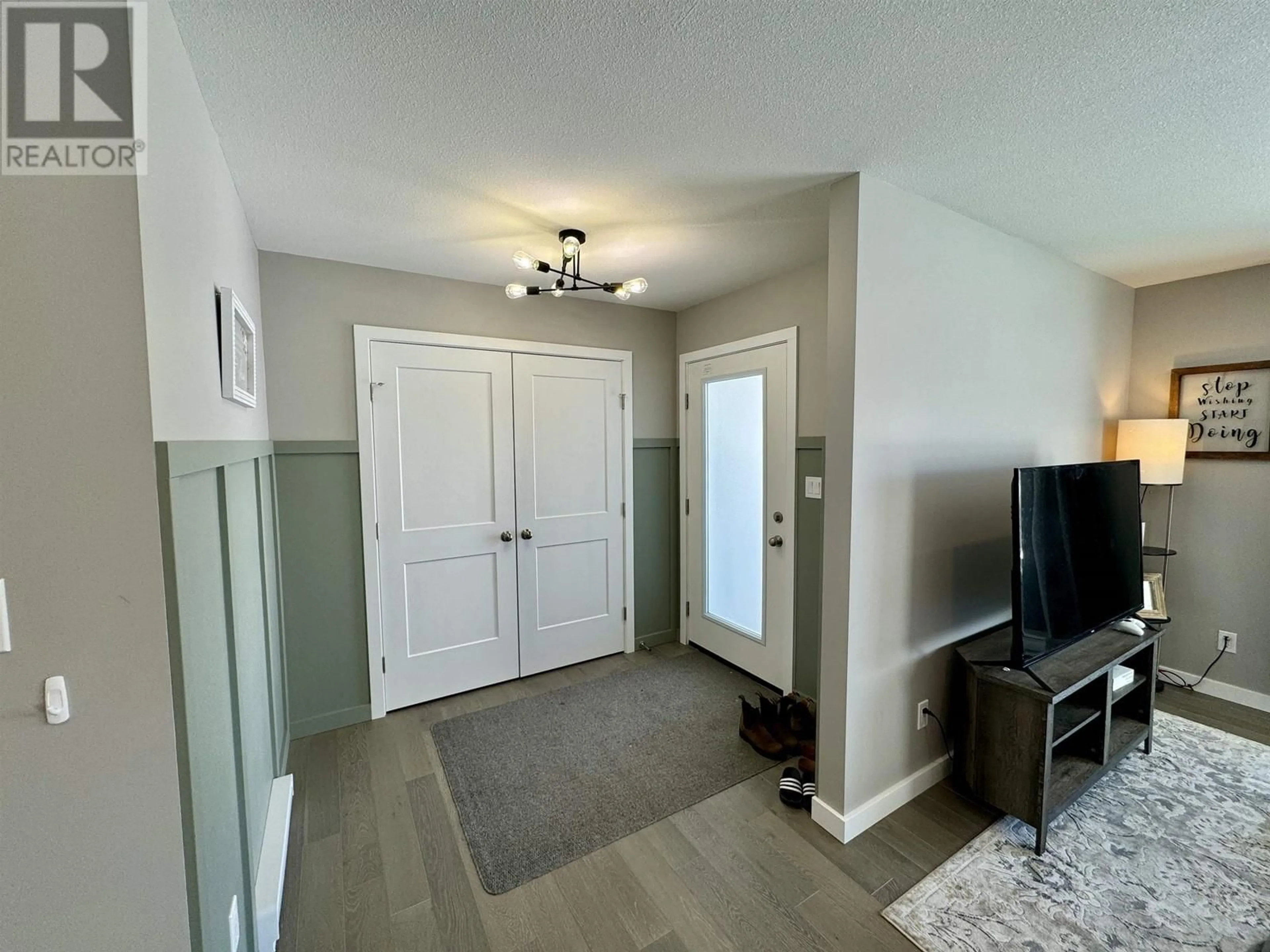 Indoor entryway for 199 COYOTE ROCK DRIVE, Williams Lake British Columbia V2G0B1