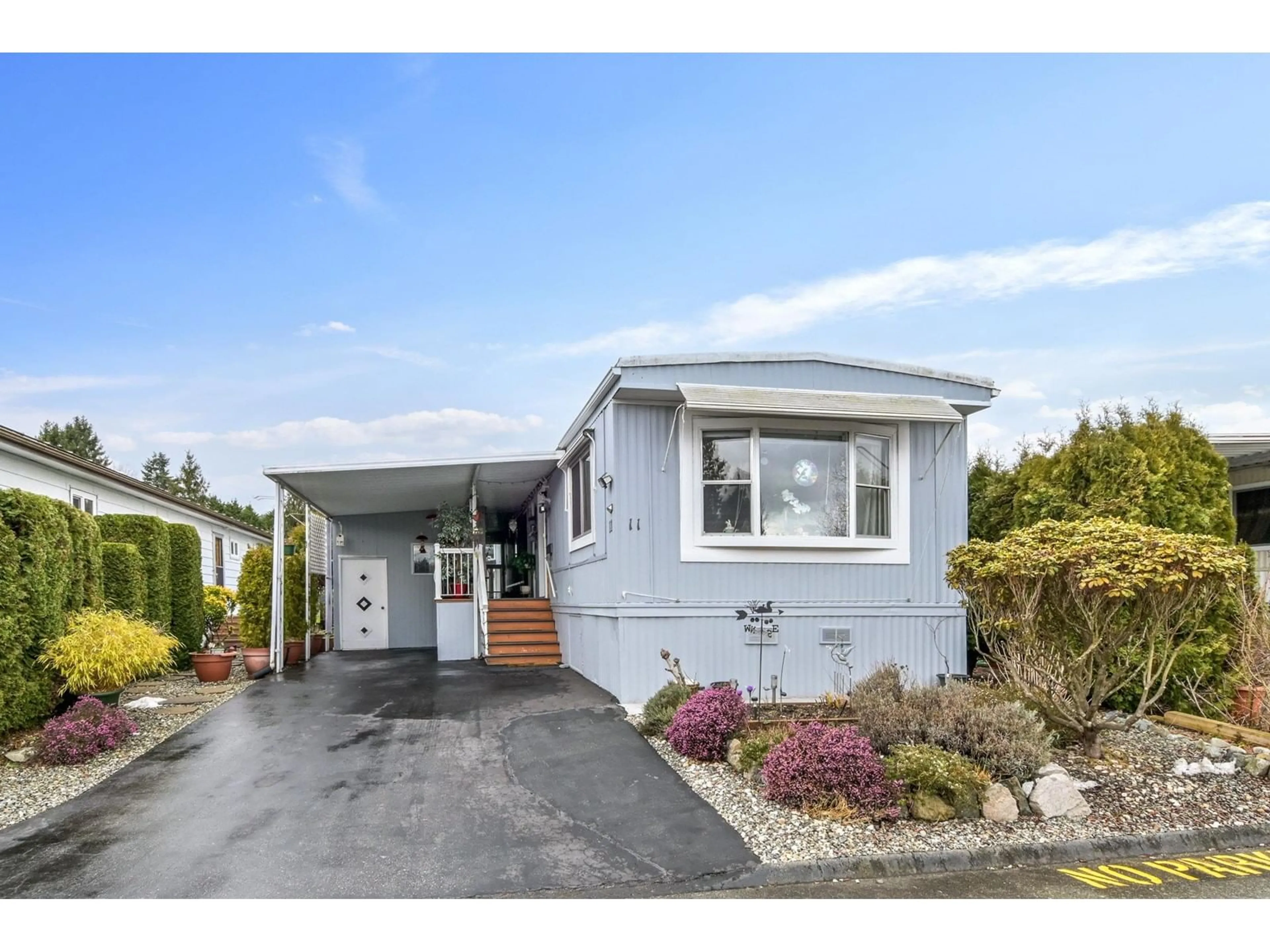 Home with vinyl exterior material, street for 11 - 15875 20, Surrey British Columbia V4A2B1