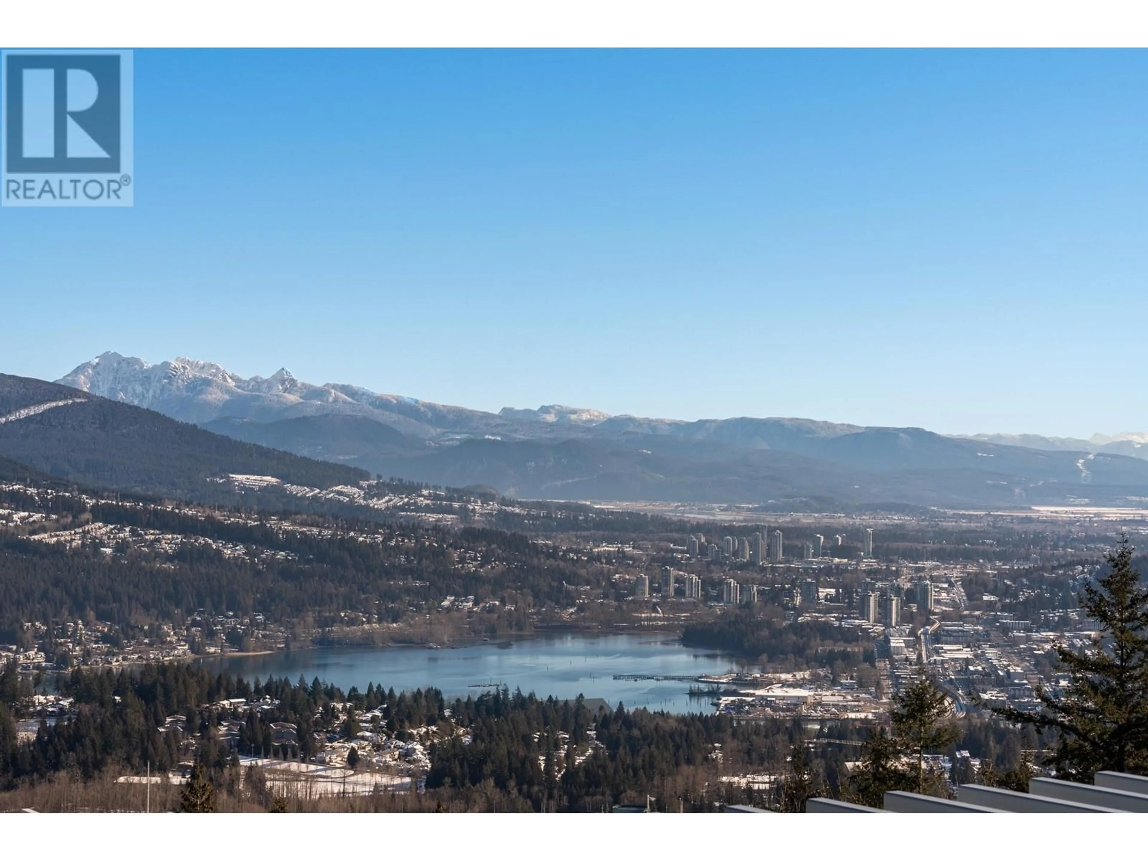 Blurry image for 903 - 9262 UNIVERSITY CRESCENT, Burnaby British Columbia V5A0A4