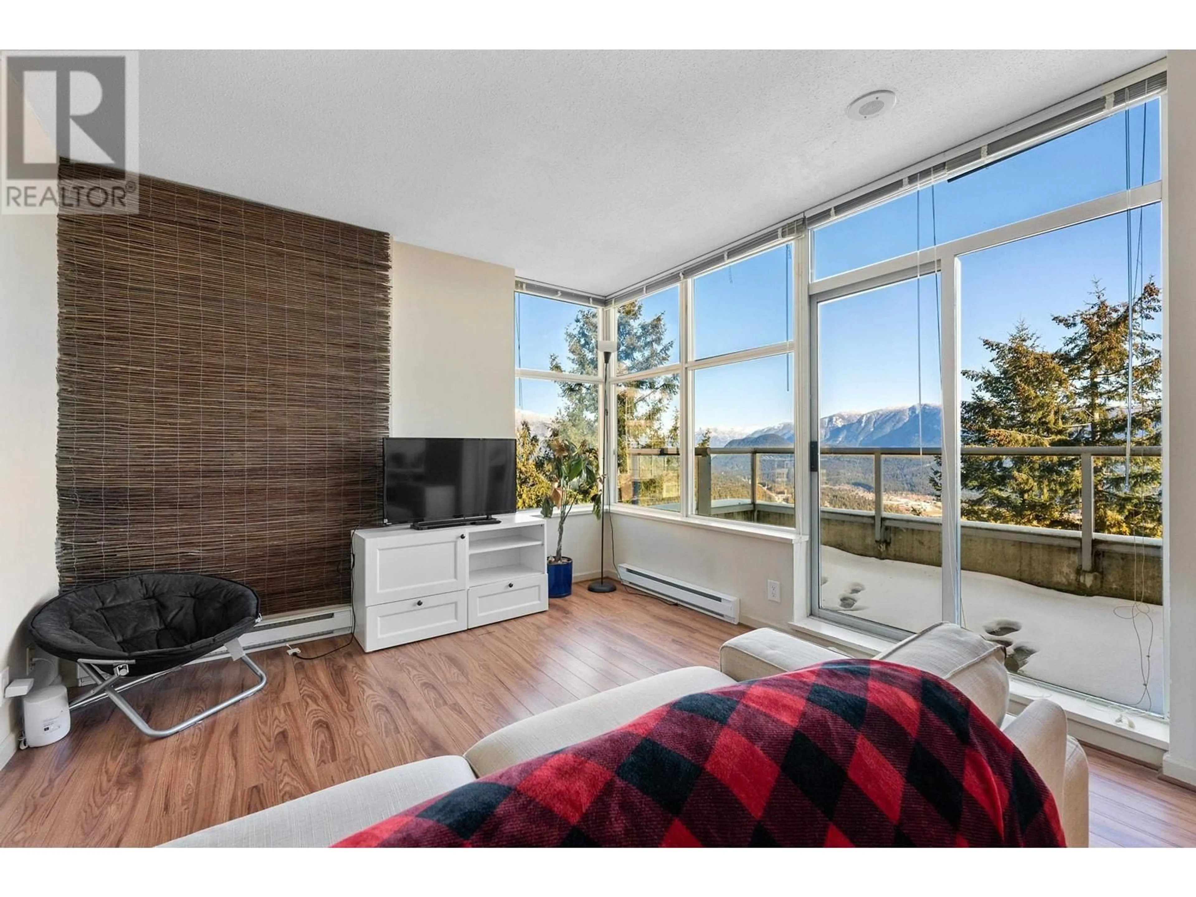 Unknown for 903 - 9262 UNIVERSITY CRESCENT, Burnaby British Columbia V5A0A4