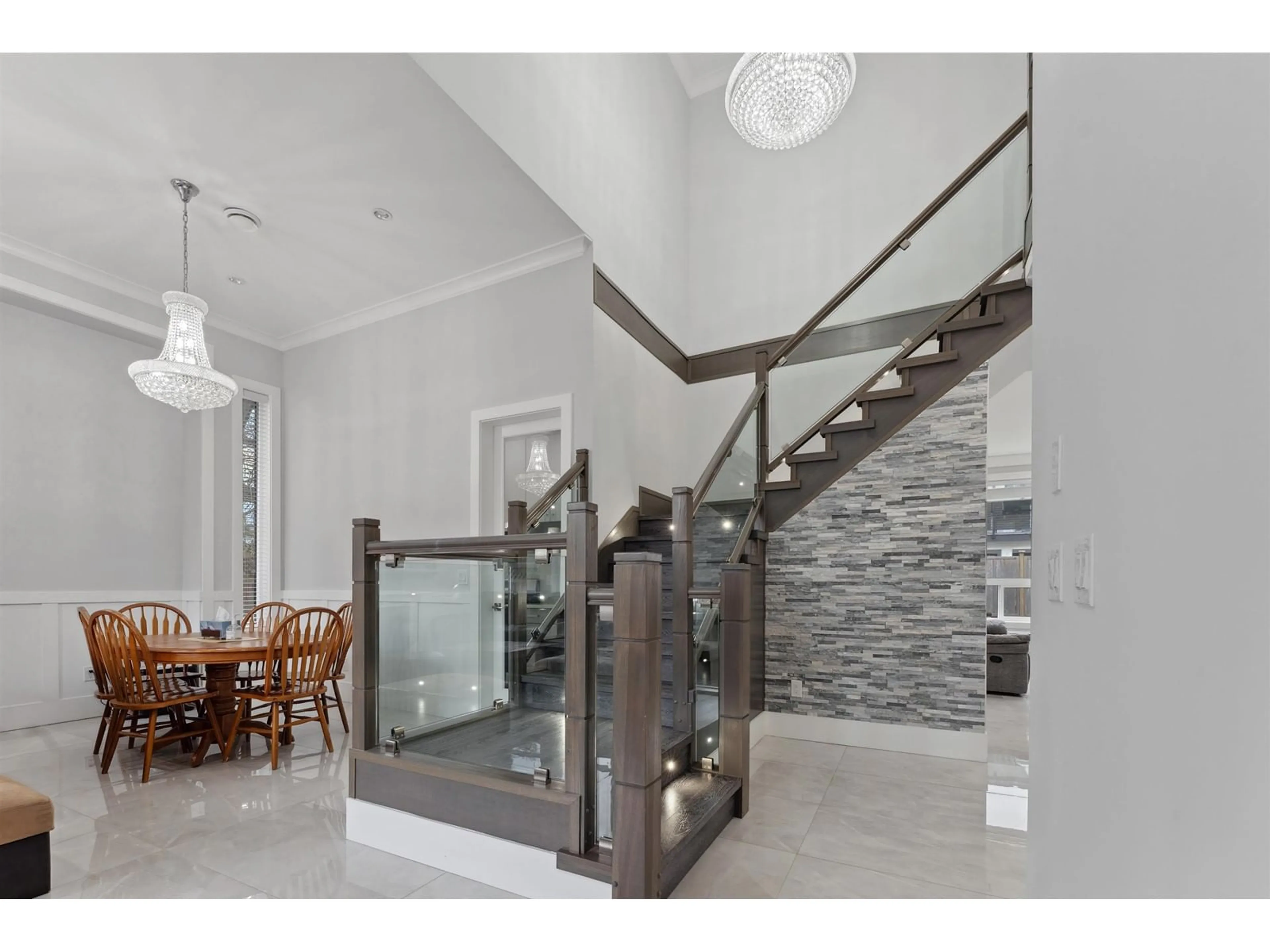 Stairs for 7019 130, Surrey British Columbia V3W4J6