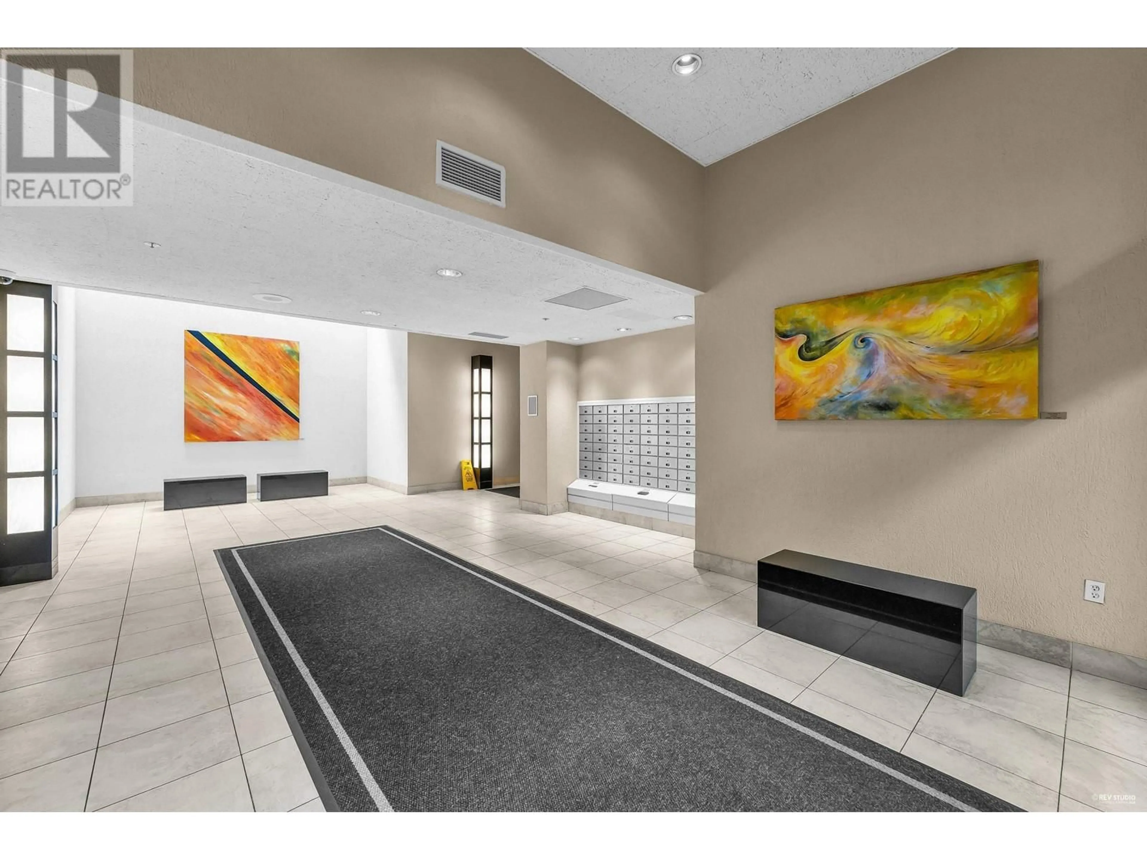 Indoor foyer for 601 850 BURRARD STREET, Vancouver British Columbia V6Z2J1