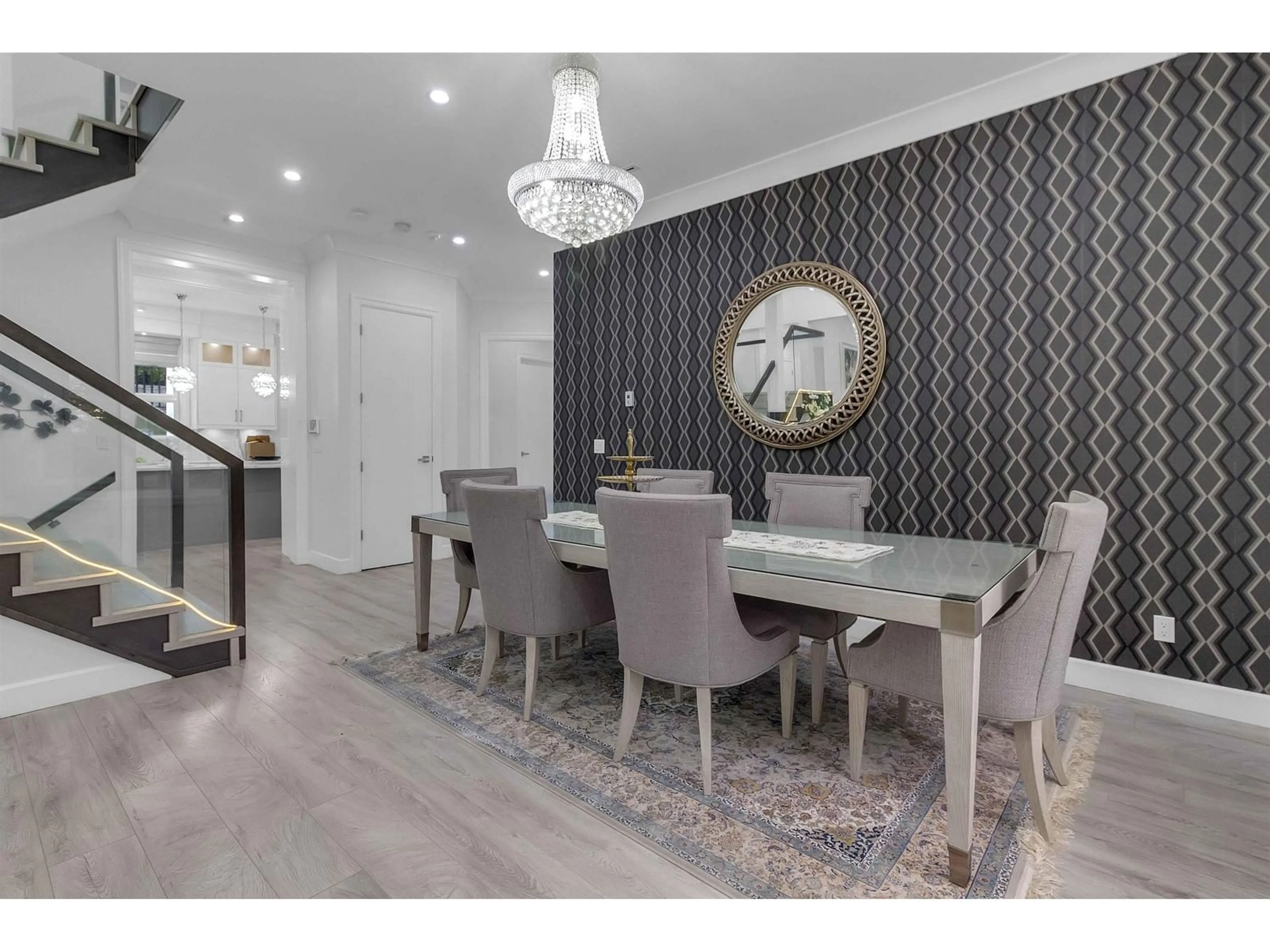 Dining room, unknown for 14678 ST. ANDREWS, Surrey British Columbia V3R5V4
