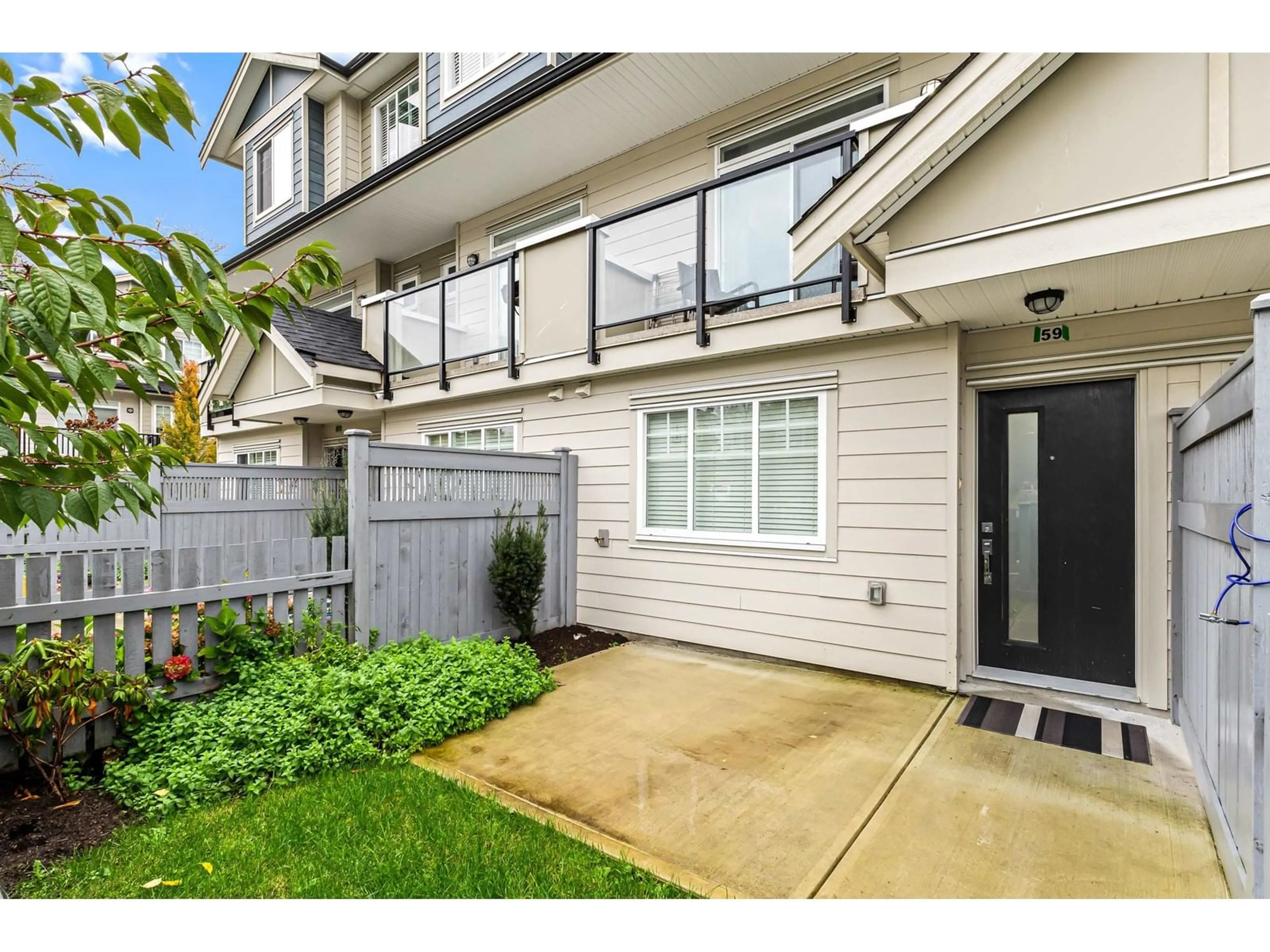 Patio, street for 59 - 13898 64, Surrey British Columbia V3W1L6