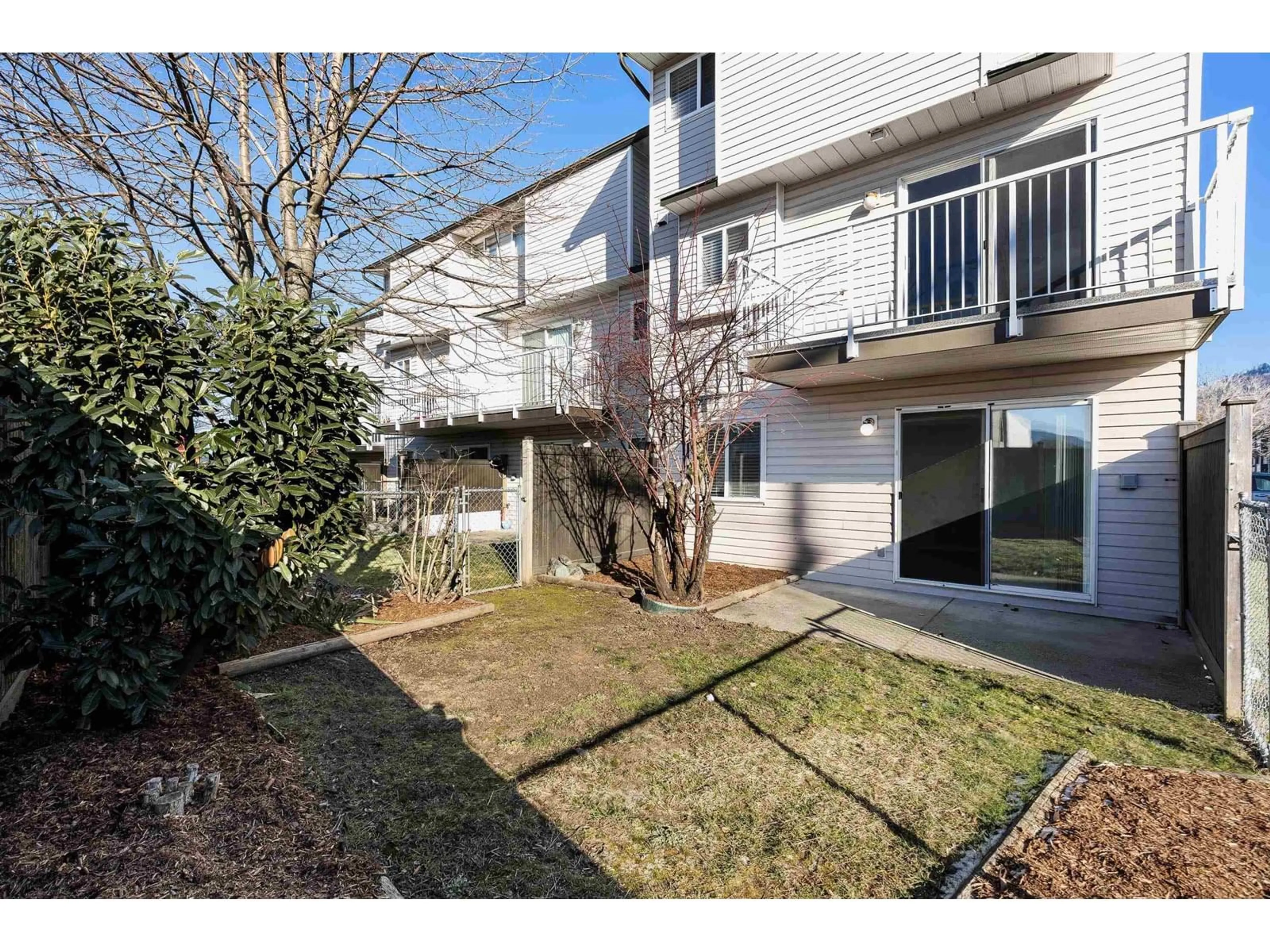 Patio, street for 9 - 5950 VEDDER ROAD, Chilliwack British Columbia V2R3P2